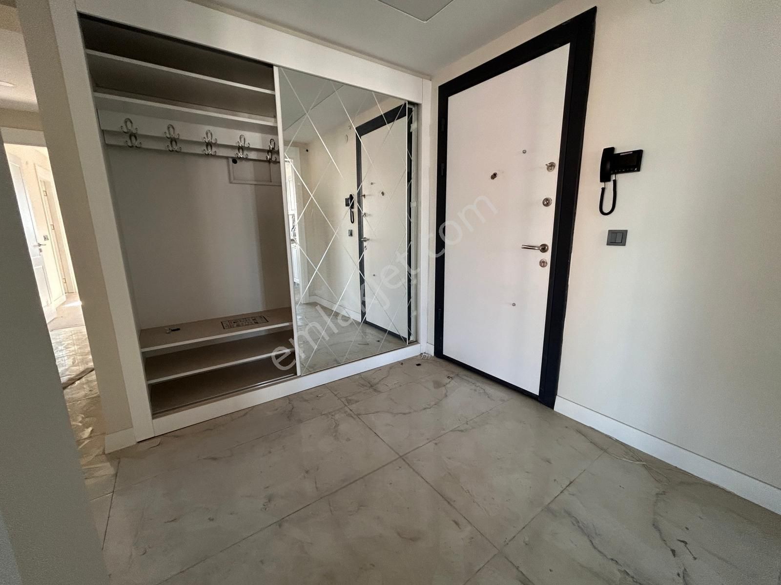 Yakut Mahallesinde Geniş Odalı Satılık 3+1 Daire - Görsel 12