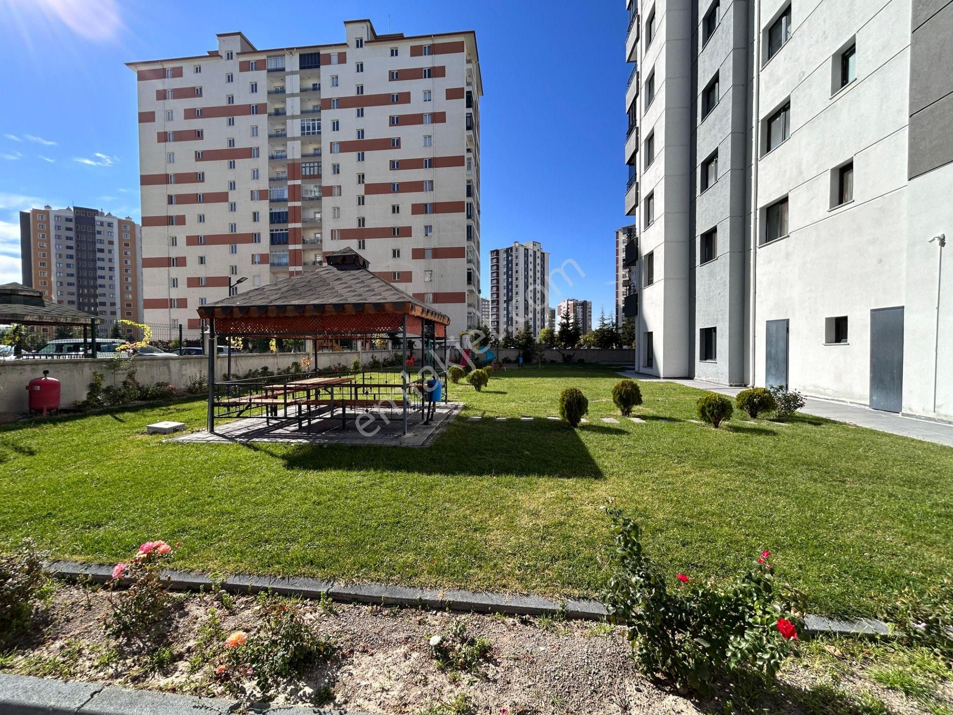 Yakut Mahallesinde Geniş Odalı Satılık 3+1 Daire - Görsel 10