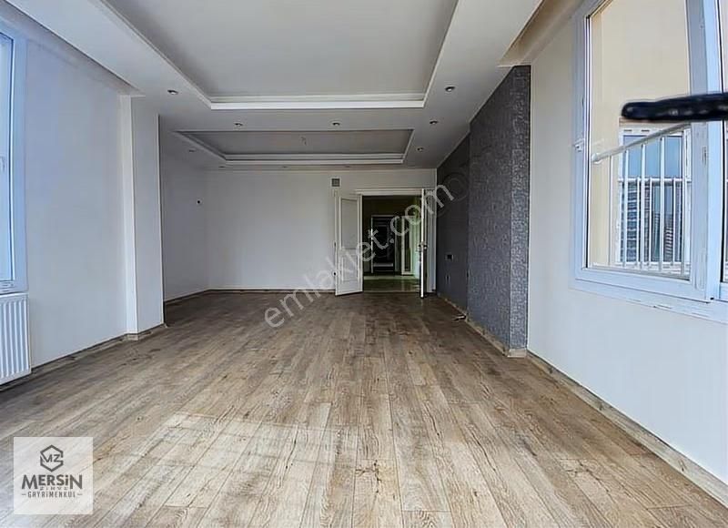 Mezitli Akdeniz Mahalesin'de Merkezi Konumlu Kiralık 5+1 Daire - Görsel 22