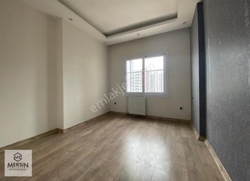 Mezitli Akdeniz Mahalesin'de Merkezi Konumlu Kiralık 5+1 Daire - Görsel 25