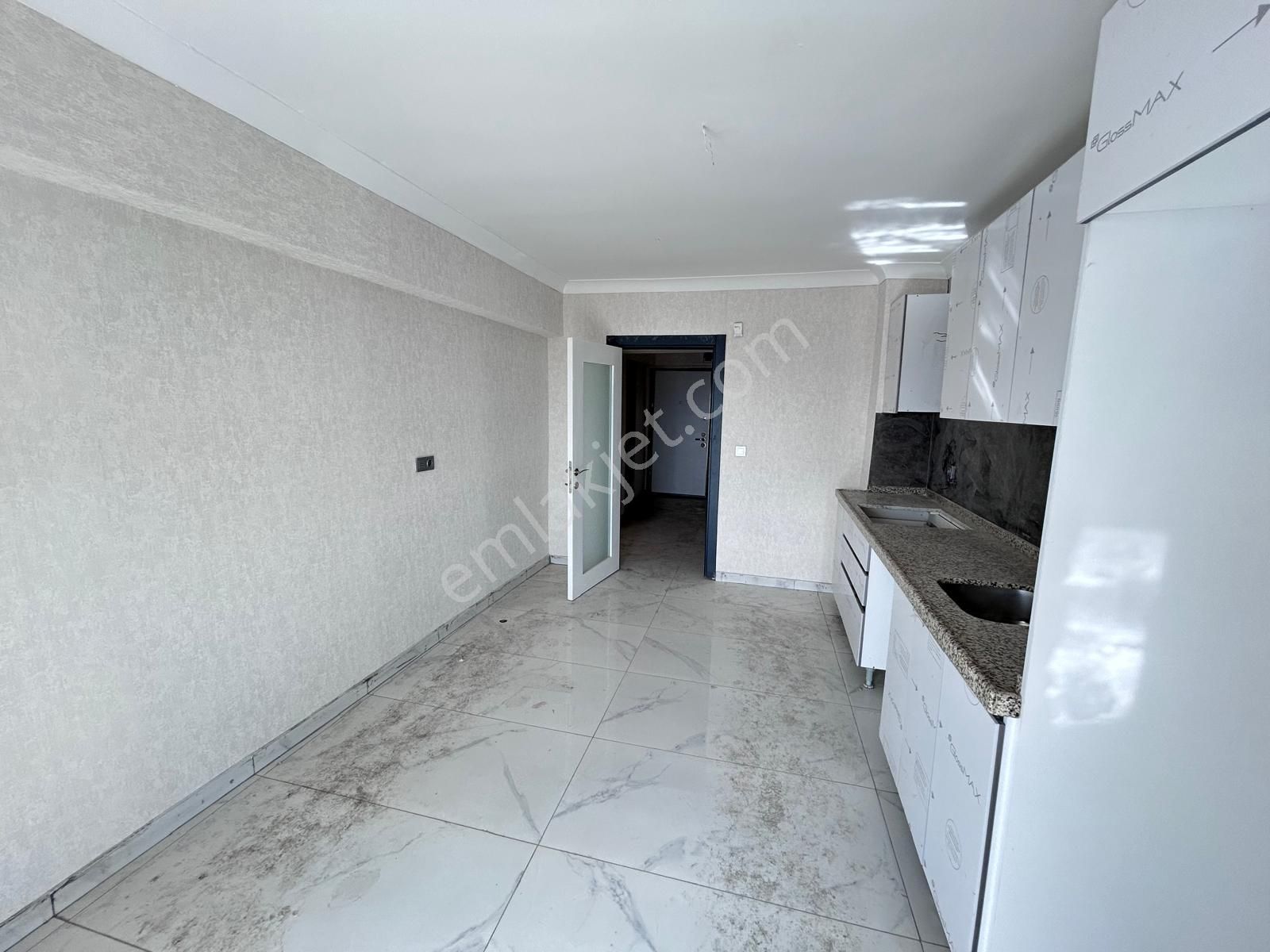 Lider Emlak'tan Güneşevlerde Sıfır 3+1 Satılık Daire - Görsel 3