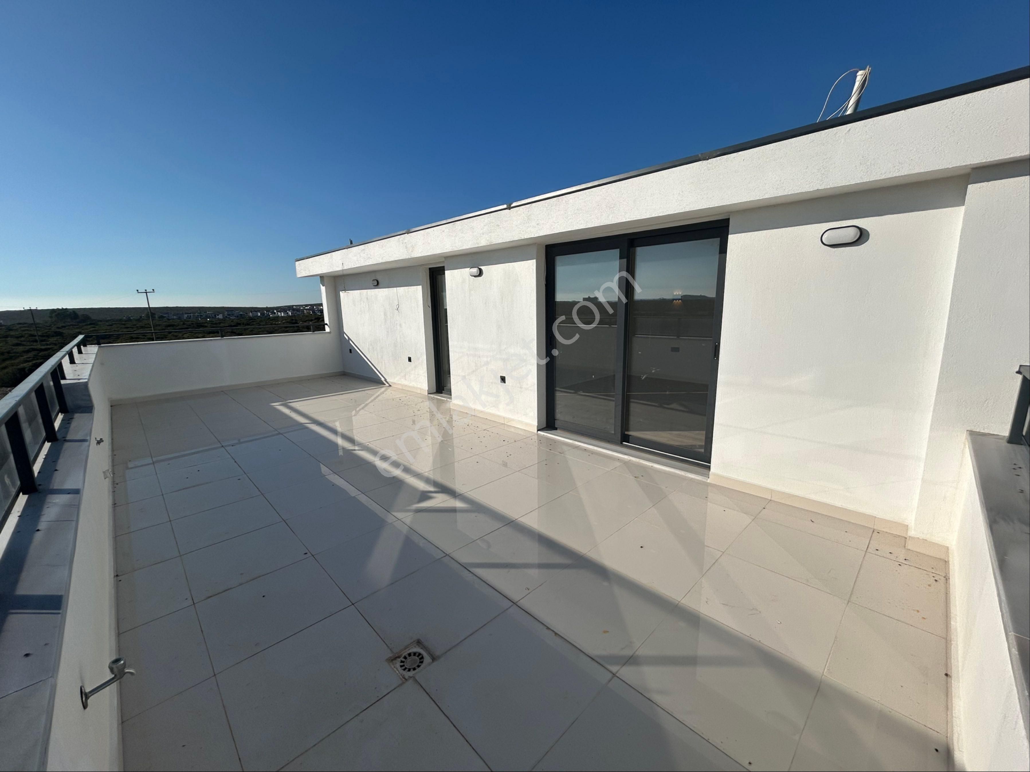 Didim Efelerde Havuzlu Otoparklı 3+1 Villa - Görsel 33