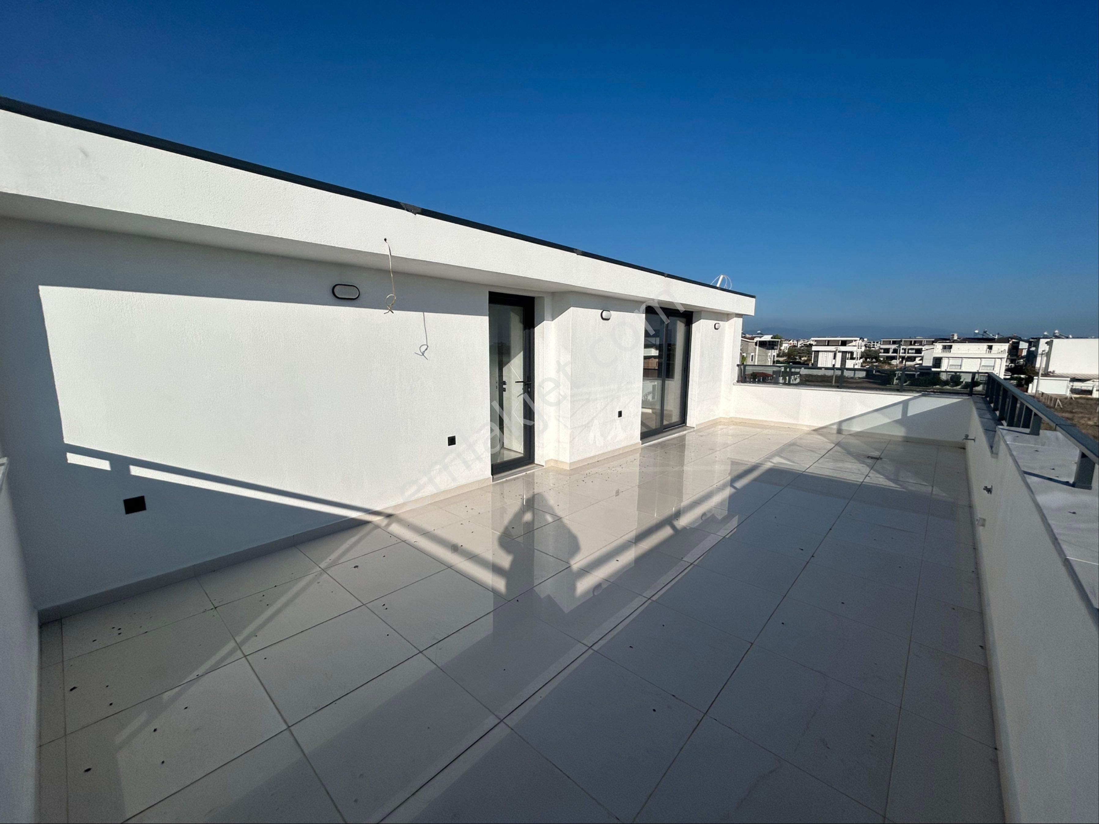 Didim Efelerde Havuzlu Otoparklı 3+1 Villa - Görsel 32