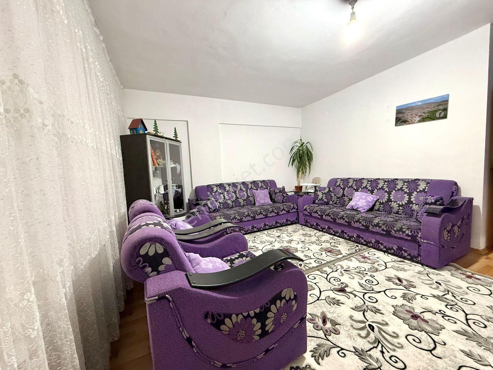 Bakırhan Emlak'tan Salı Pazarı Yakını Ara Kat 3+1 Satılık Daire - Görsel 3