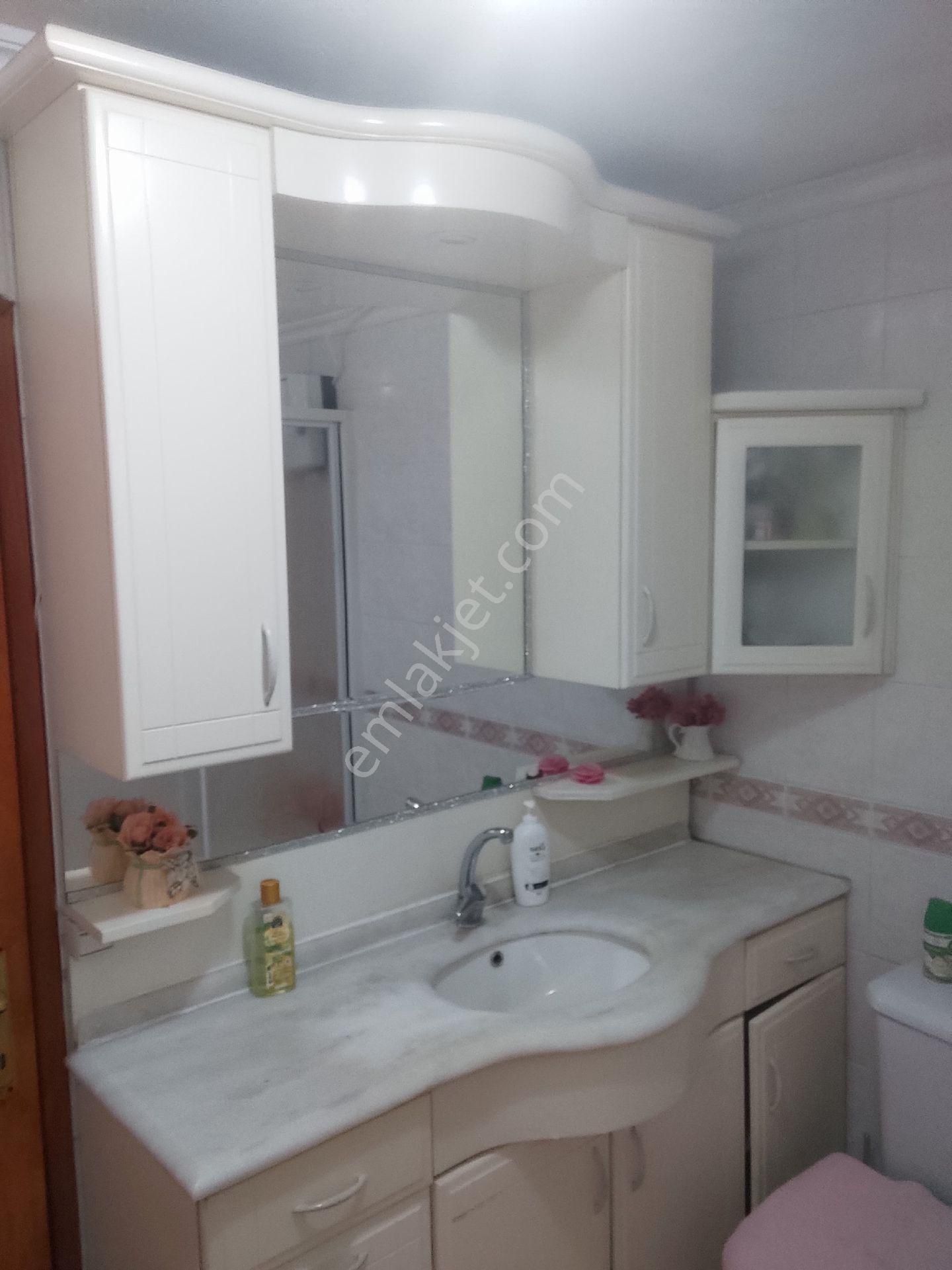 Kayalar Emlaktan Muhittin Mah.de Satılık 3+1 135 M2 Lüx Daire - Görsel 5