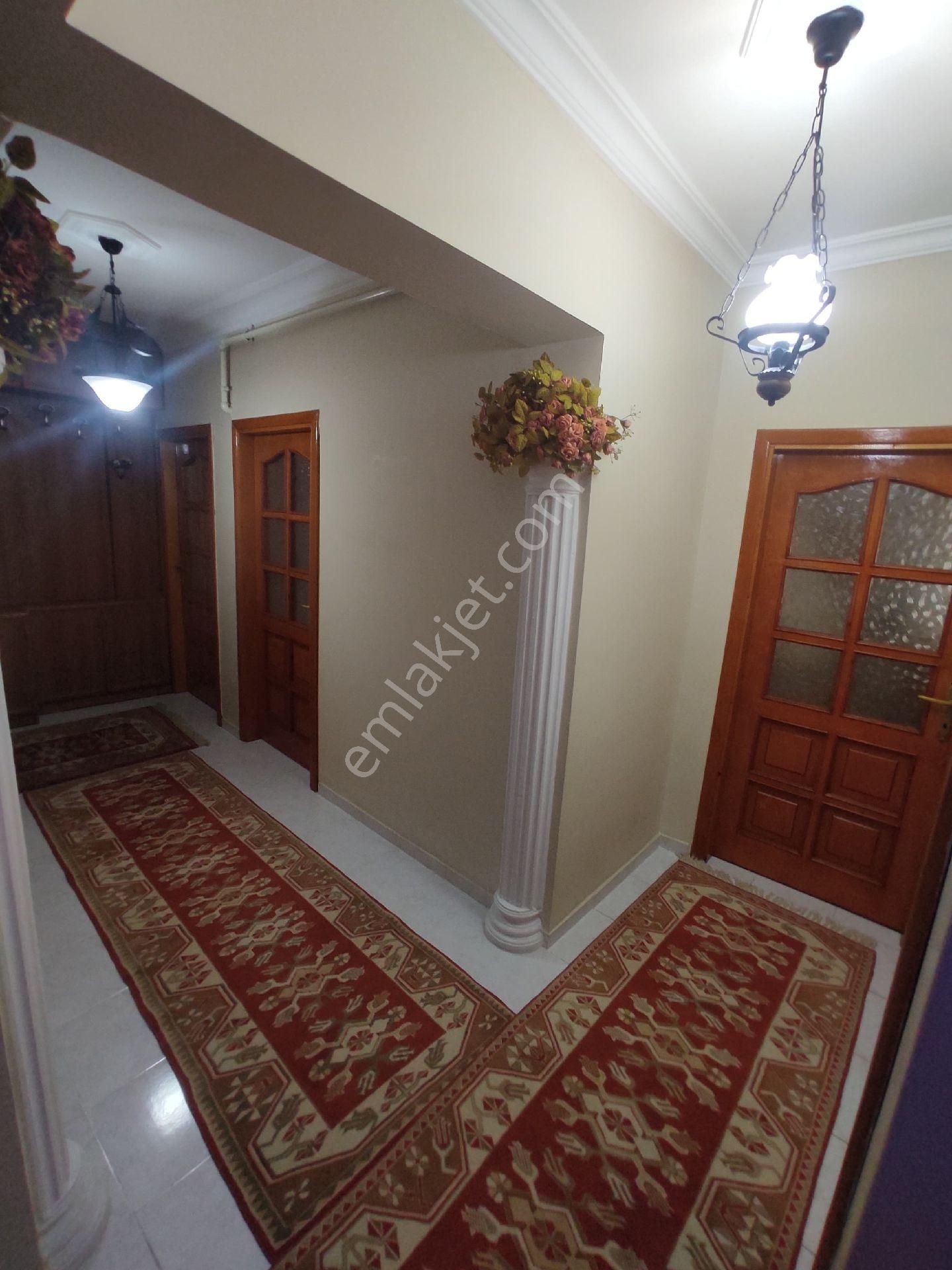 Kayalar Emlaktan Muhittin Mah.de Satılık 3+1 135 M2 Lüx Daire - Görsel 11