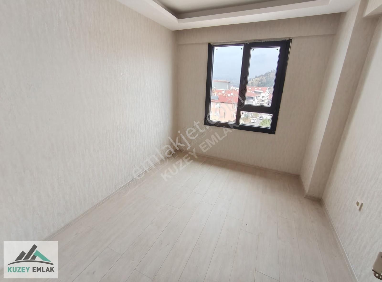 Kuzey Emlak'tan Manzaralı Cadde Üzeri Full Yapılı Lüks 3+1 Daire - Görsel 15
