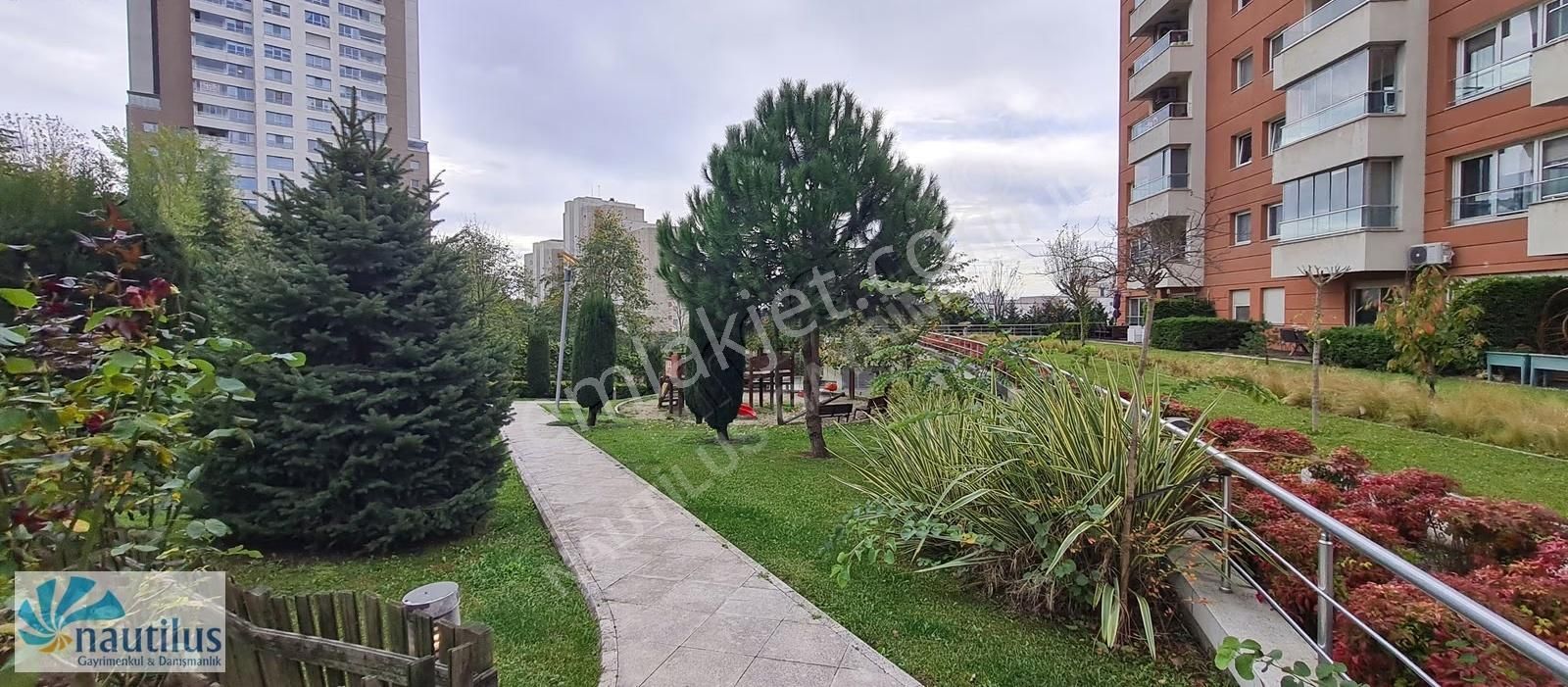 Bahçeşehir Mesa Nurol Erguvanlı Bahçe 1+1 Tadilatlı Daire - Görsel 21