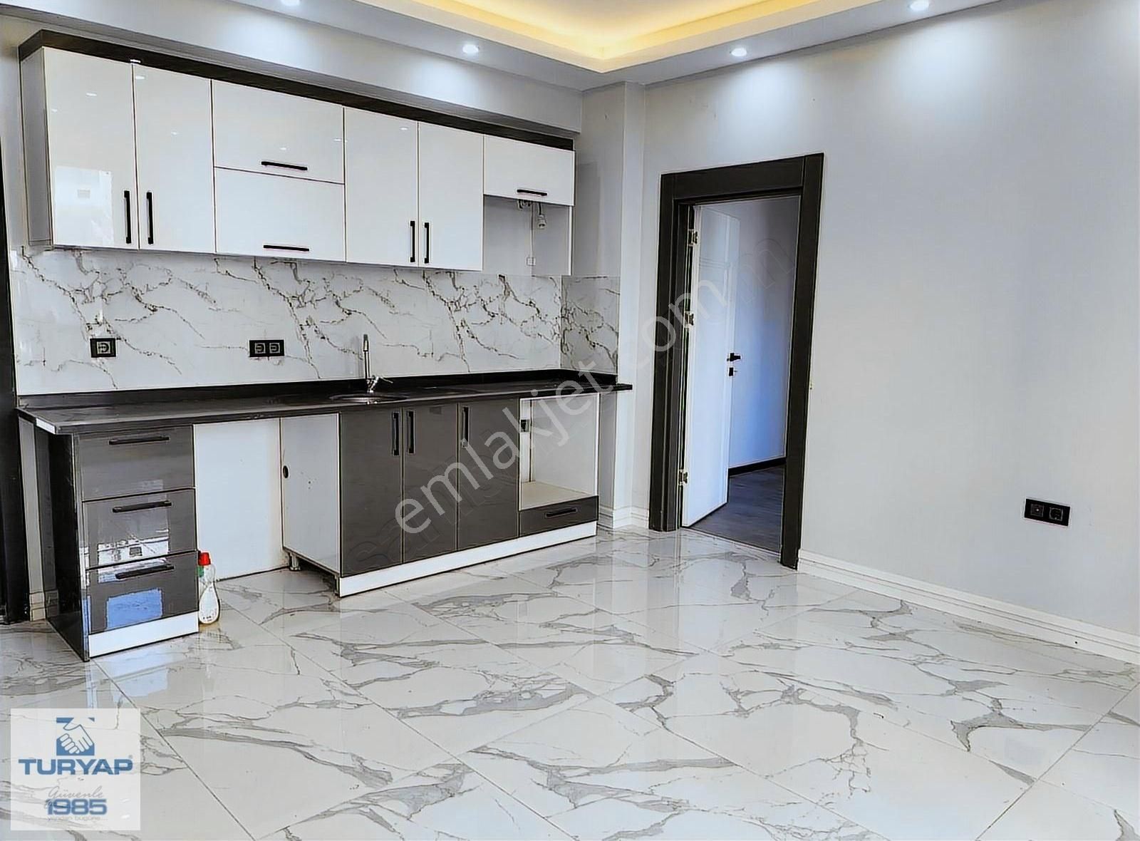 Yalova Kadıköy Tarihi Çınarlı Yola Cephe Satılık Daire - Görsel 15