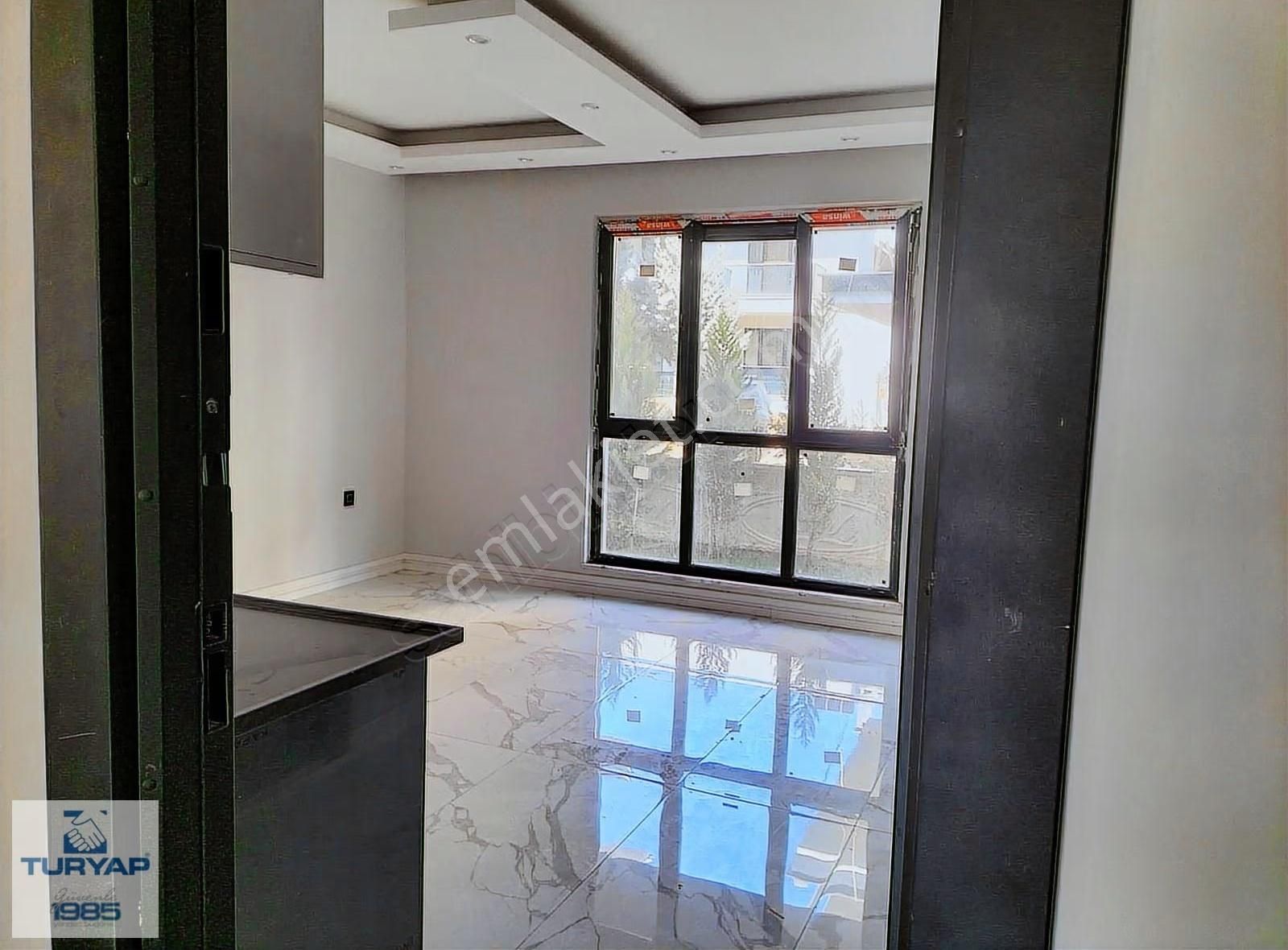 Yalova Kadıköy Tarihi Çınarlı Yola Cephe Satılık Daire - Görsel 12