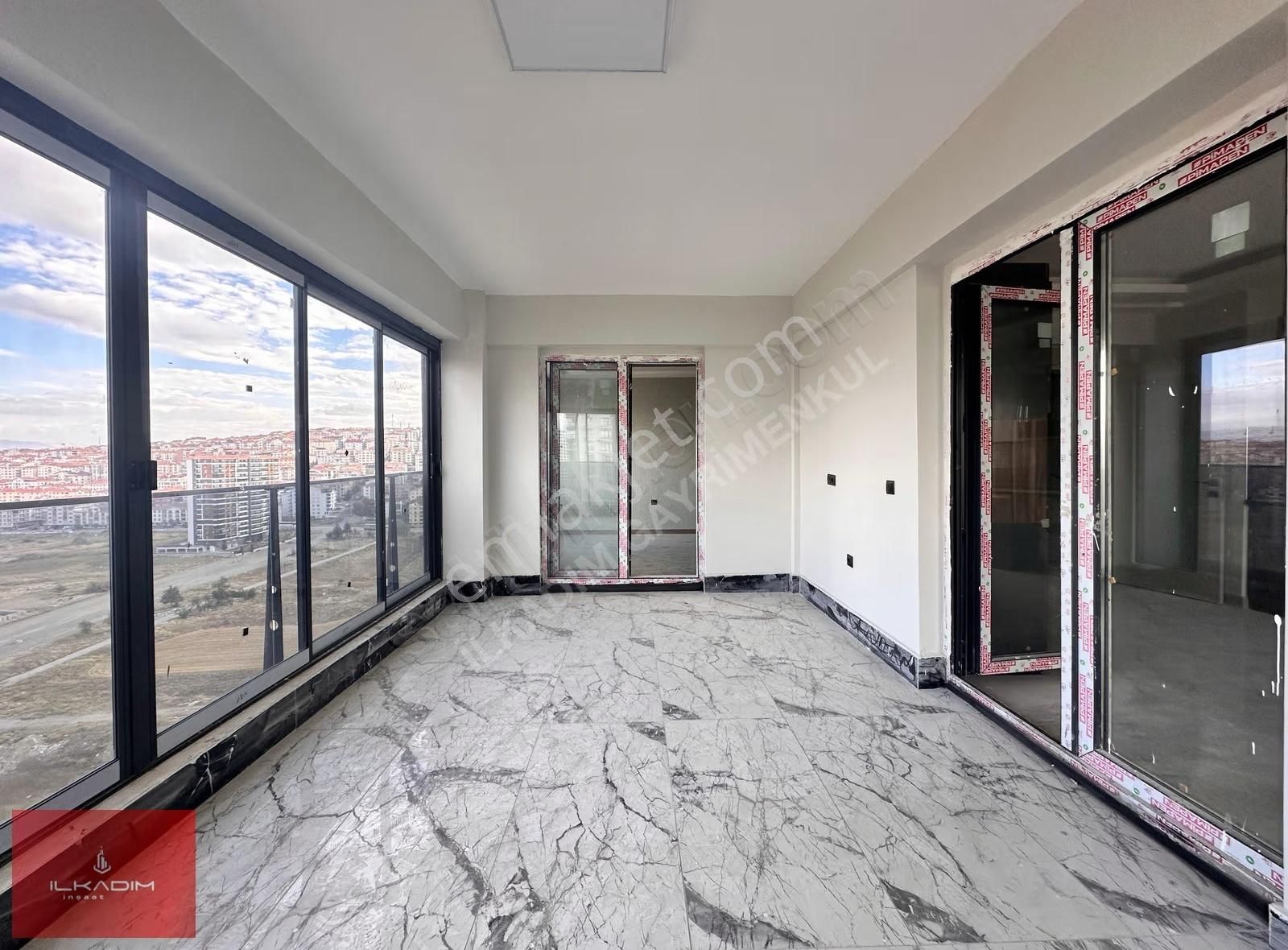 İlkadımdan Ovacıkta Bulvar Üstü 3 Cepheli Yerden Isıtmalı 4+1 - Görsel 31