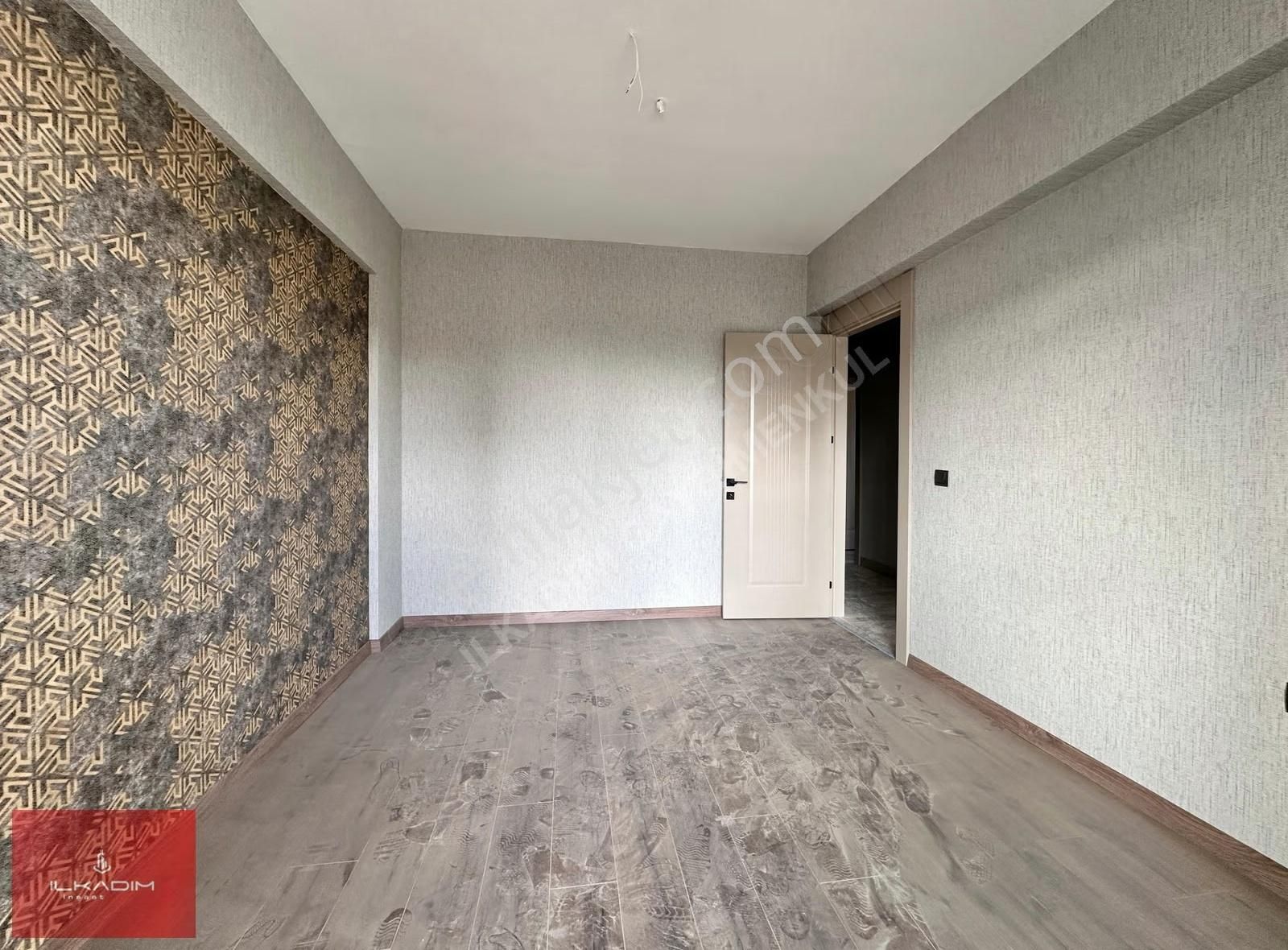 İlkadımdan Ovacıkta Bulvar Üstü 3 Cepheli Yerden Isıtmalı 4+1 - Görsel 6