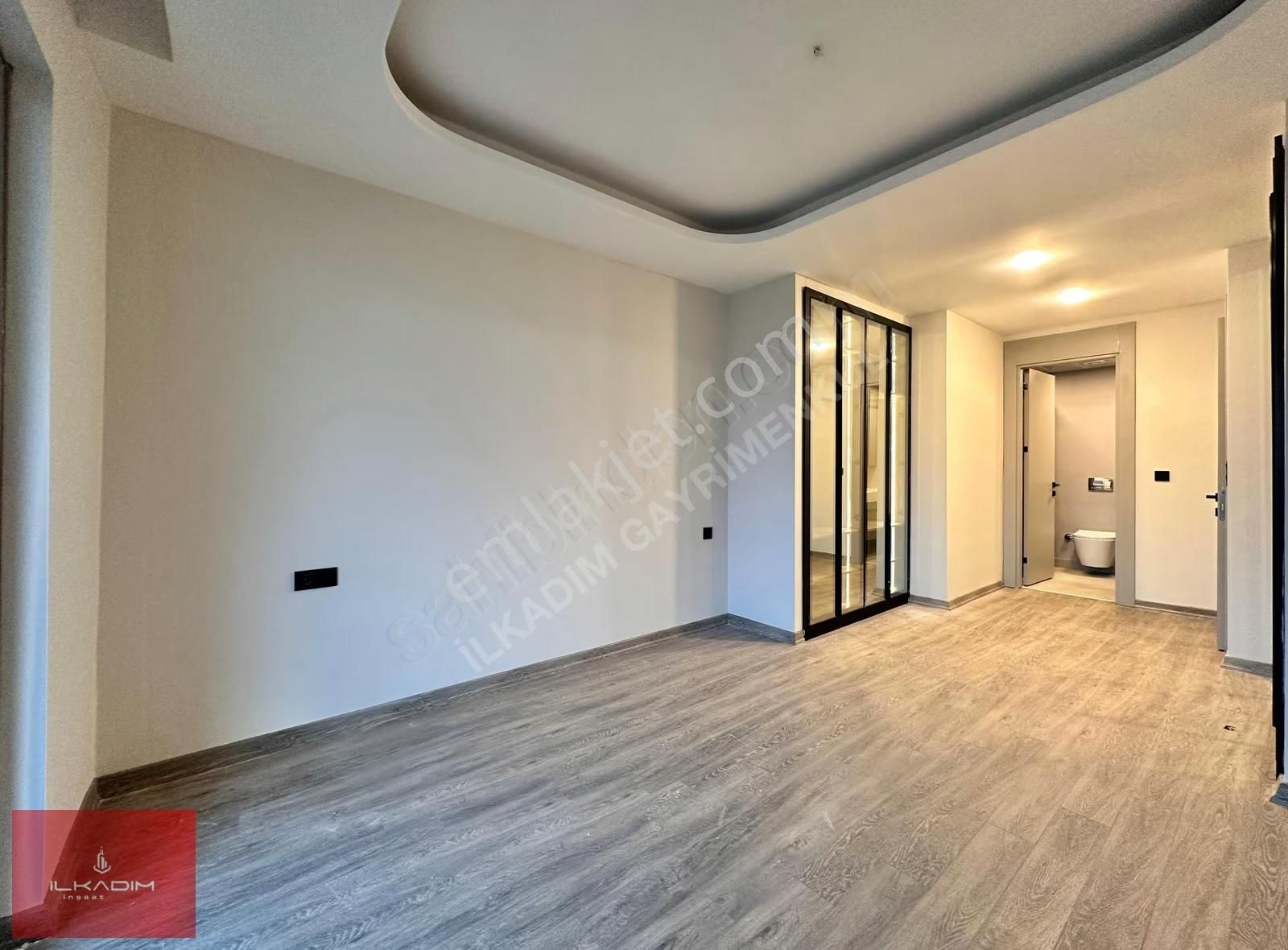 Ovacıkta Çift Bloklu Sitede Kapalı Havuzlu Saunalı Hamamlı 2+1 - Görsel 8