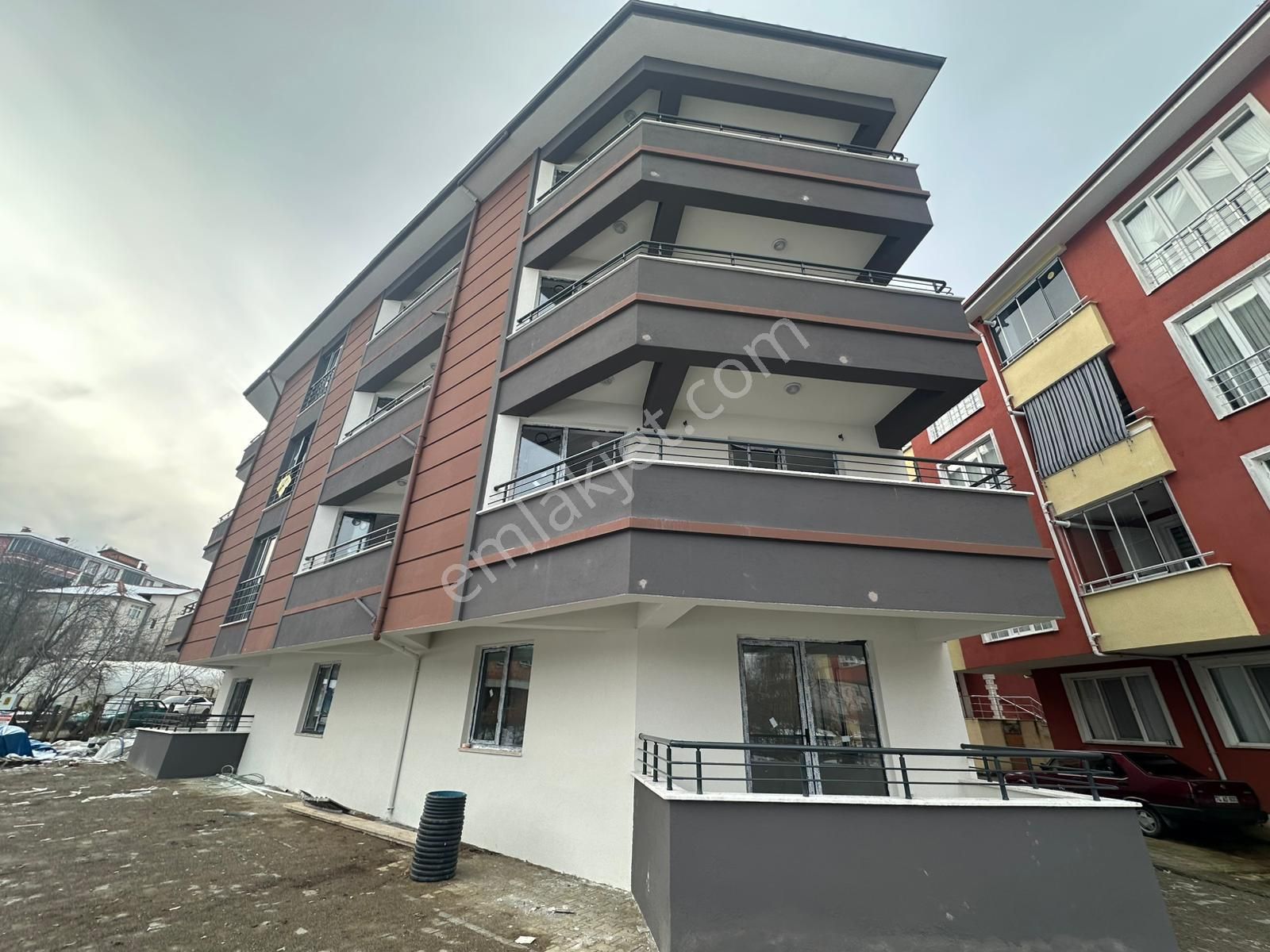 Bilgin Emlaktan Merkezde Geniş Kullanışlı Uygun Fiyatlı 2+1 Satılık Daire - Görsel 2