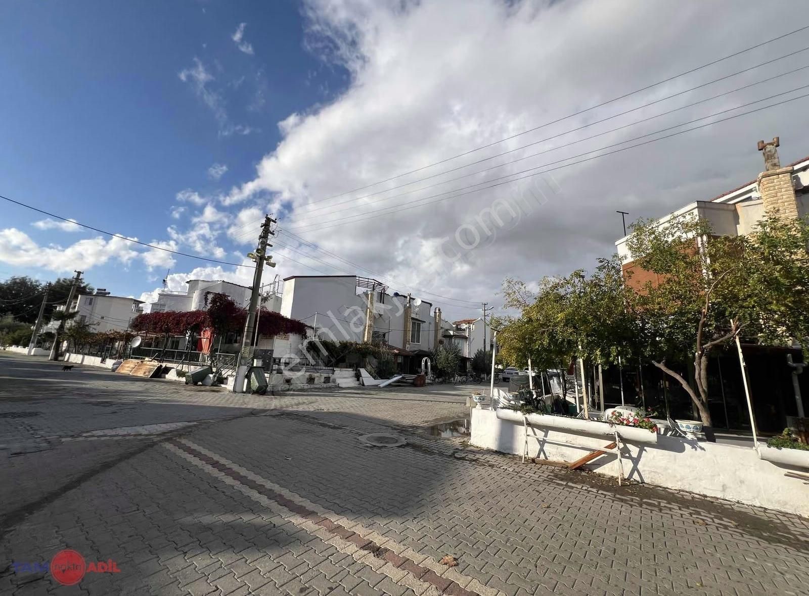 Yürüyerek Deniz, Yürüyerek Çarşı! Eşyalı Site İçi Triplex Yazlık - Görsel 4