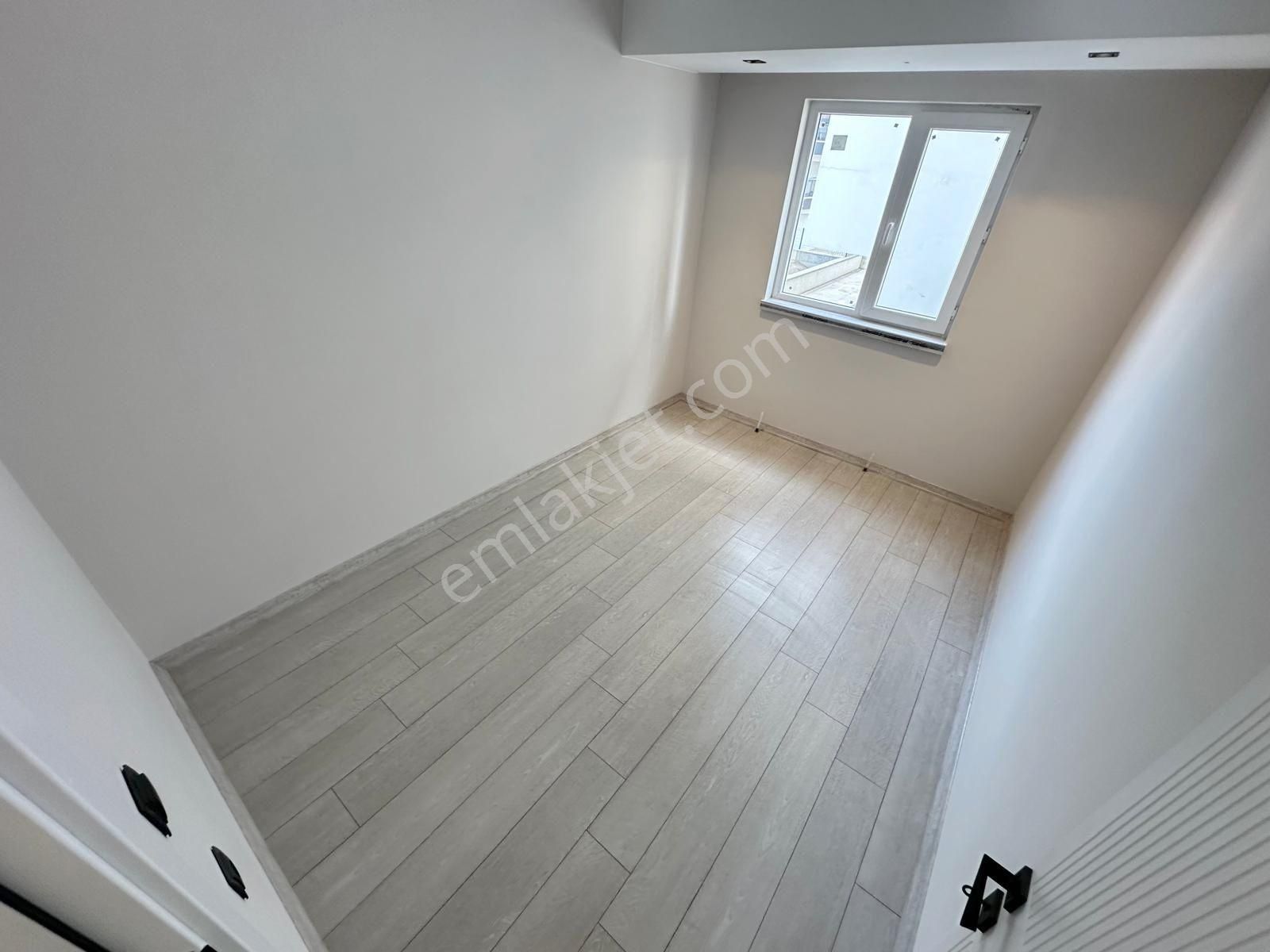 Yenikent Fevzi Çakmak Mh.de 4+1 Cadde Üstünde Satılık Daire - Görsel 19