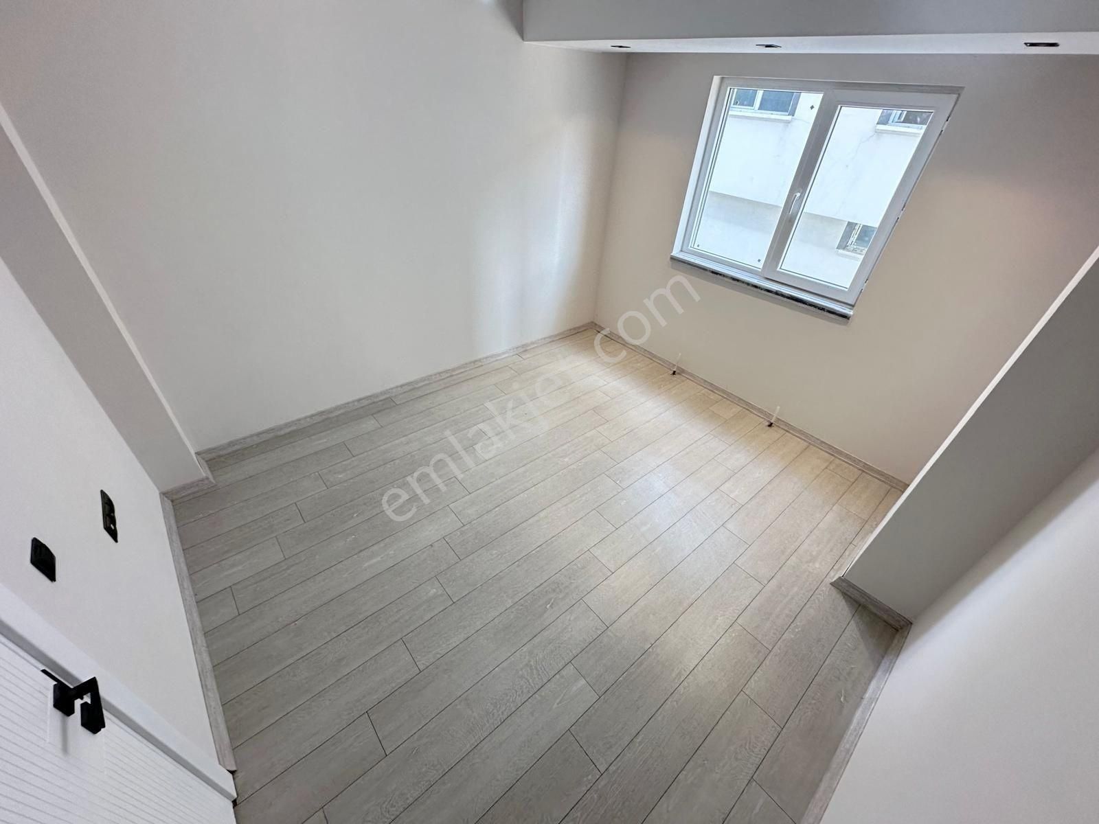 Yenikent Fevzi Çakmak Mh.de 4+1 Cadde Üstünde Satılık Daire - Görsel 18