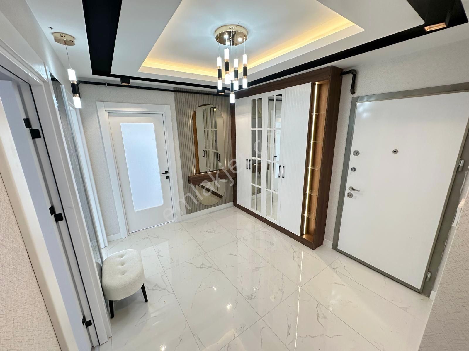 Yenikent Fevzi Çakmak Mh.de 4+1 Cadde Üstünde Satılık Daire - Görsel 28