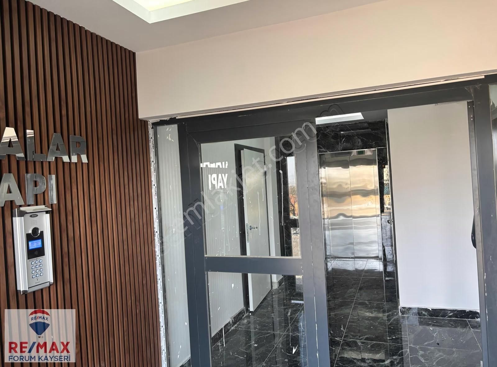 Mimsin Fatih Mahallesinde 2+1 Satılık Daire - Görsel 8