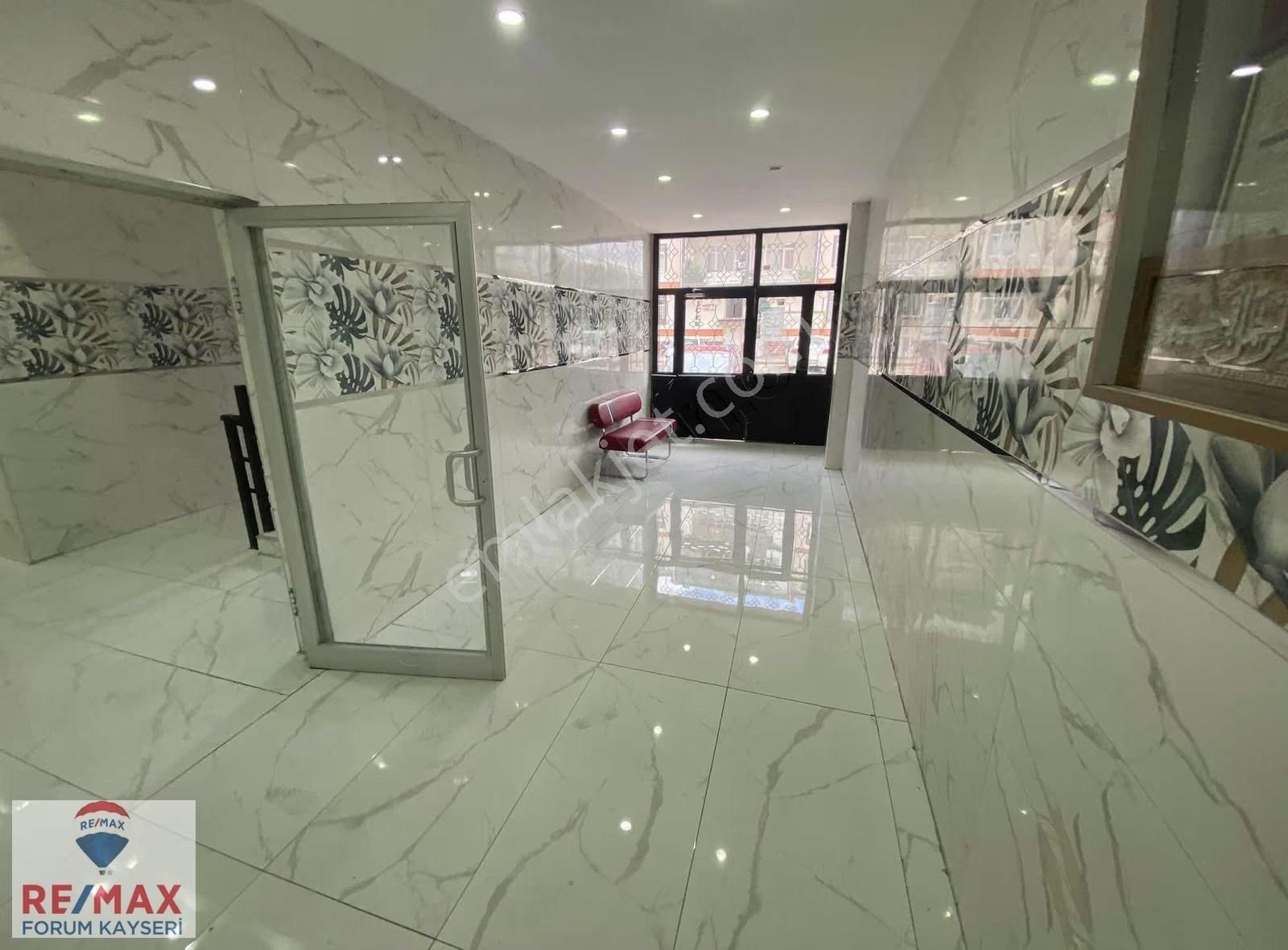 Yenişehir Mahallesinde Satılık 3+1 Daire - Görsel 13