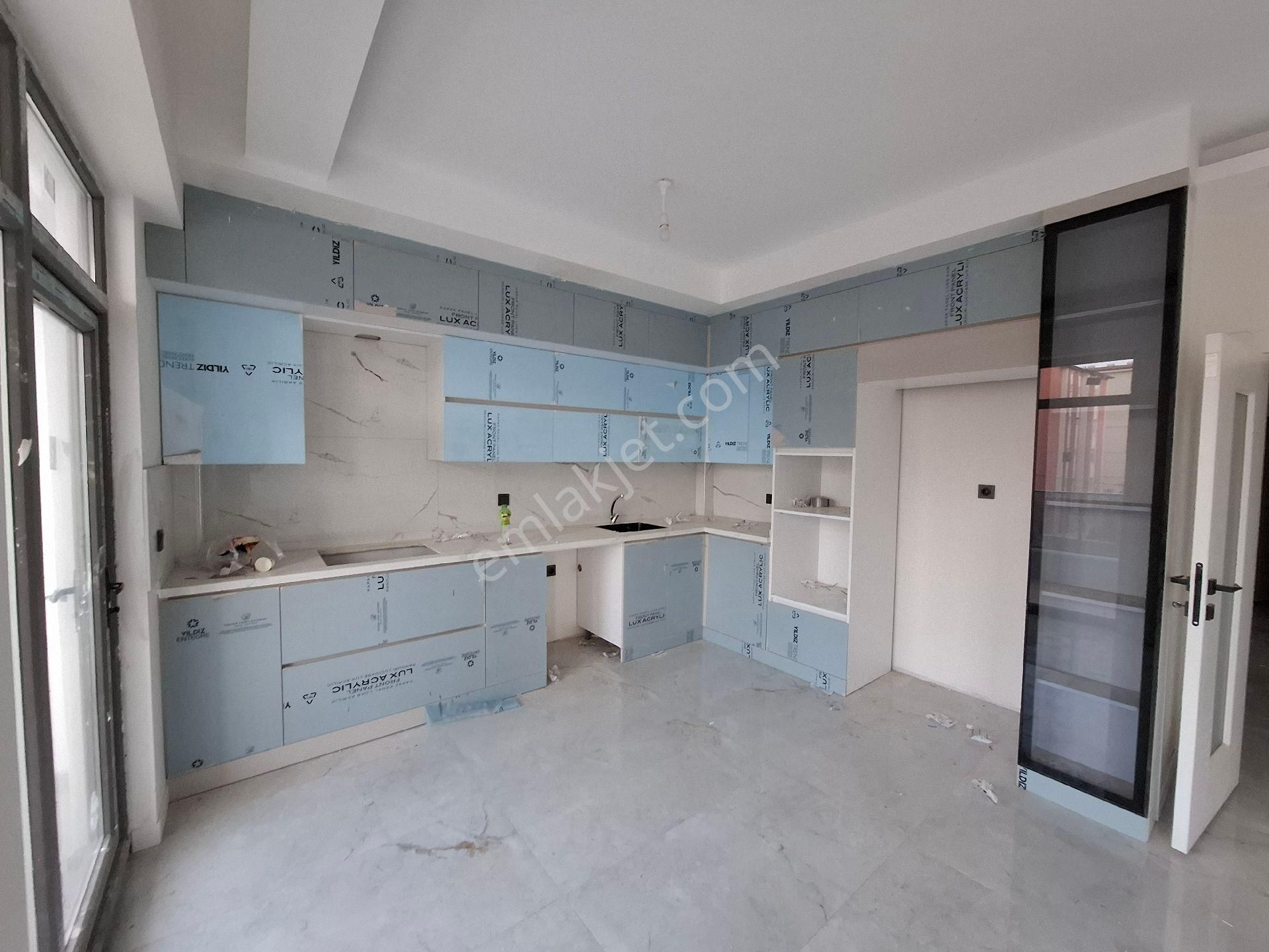 Çarşı Merkezde Satılık Sıfır Daire - Görsel 6