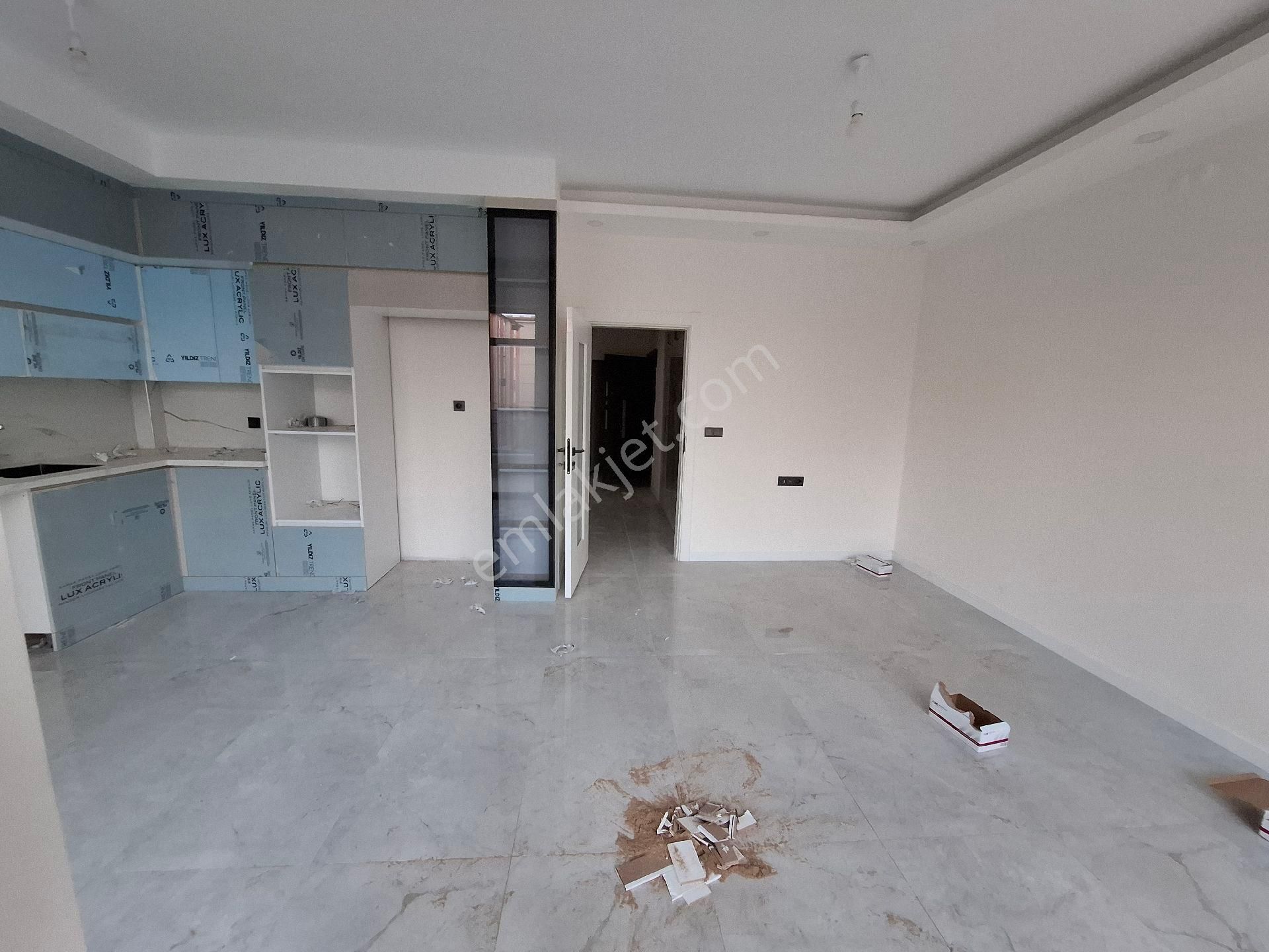 Çarşı Merkezde Satılık Sıfır Daire - Görsel 3
