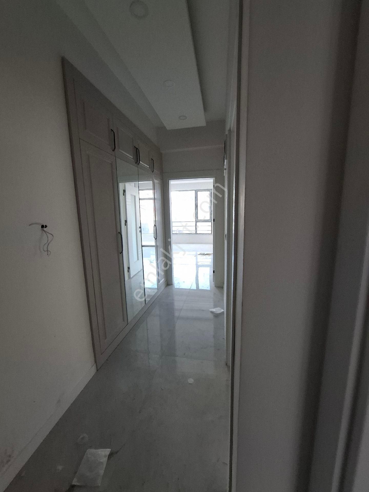 Çarşı Merkezde Satılık Sıfır Daire - Görsel 12