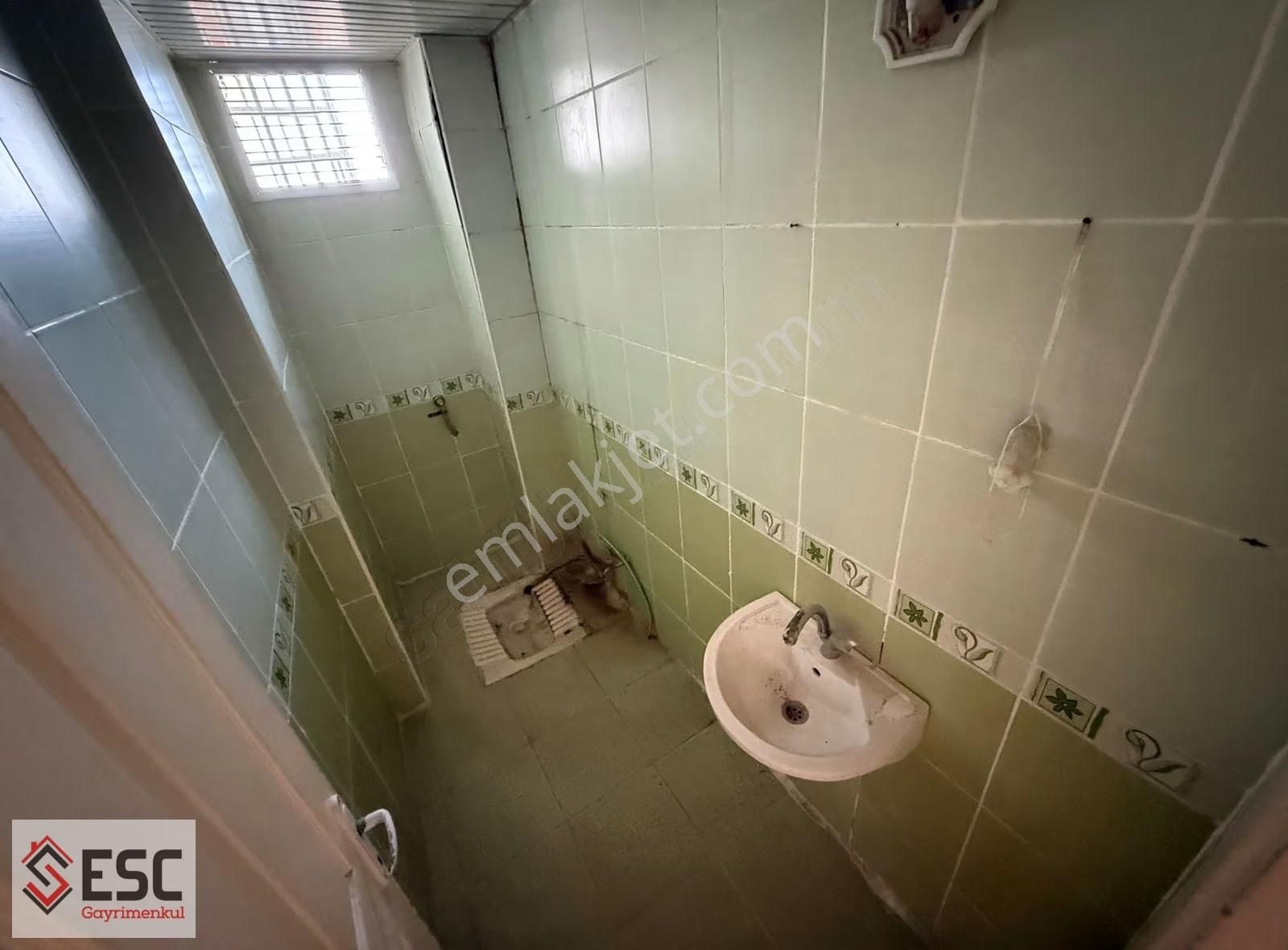 Esc'den Menderes Mh,de Kısmi Deniz Manzarılı 3+1 Daire Esc2190 - Görsel 12