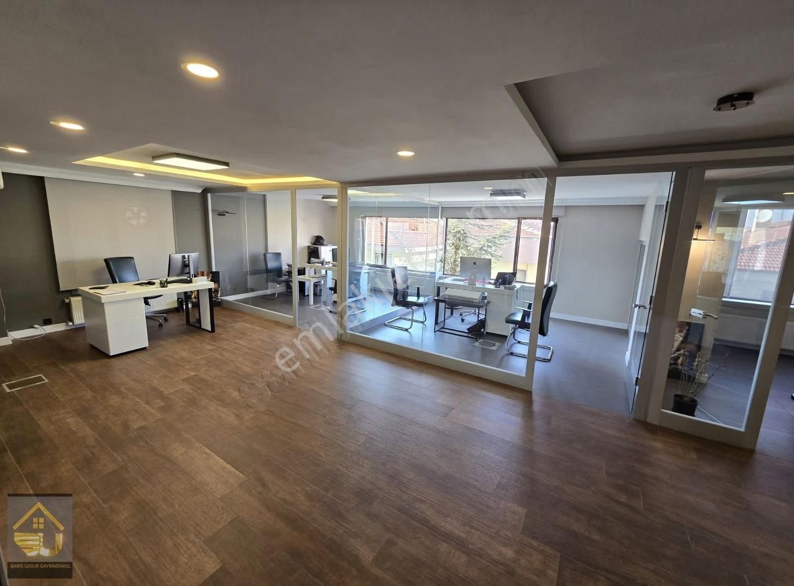 Gaziosmanpaşada Kurulu Düzen 140m2 Mobilyalı Kiralik Büro& Ofis - Görsel 2