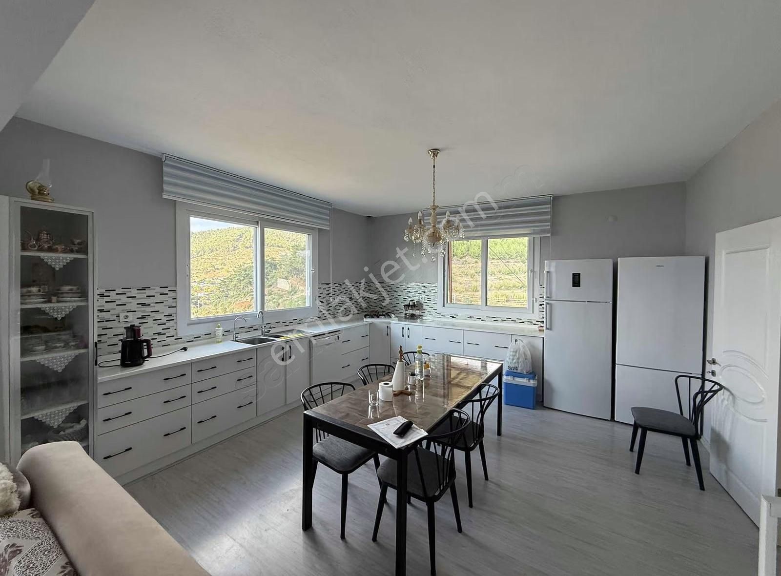 Pek Emlaktan Muhteşem Konumda Müstakil Ev Ve İncir Bahçesi - Görsel 9