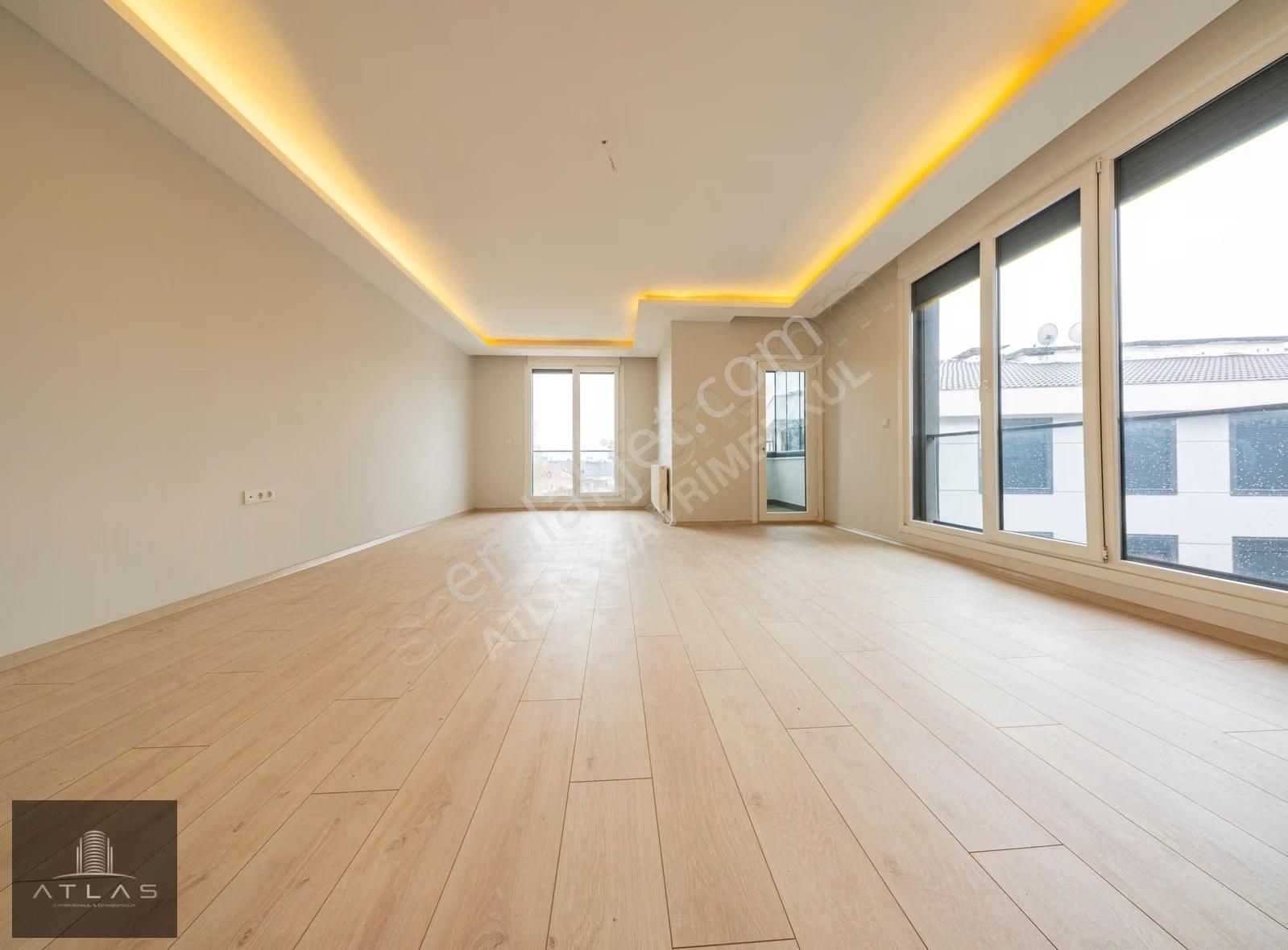 Atlas'tan, Sıfır, 6+2/300m2, Yüksek Tavanlı Lüx Dublex!