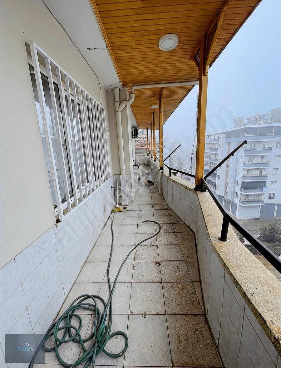 Celal Doğan Parkı Civarı Özel Mimariye Sahip 6+2 Dubleks Daire - Görsel 7