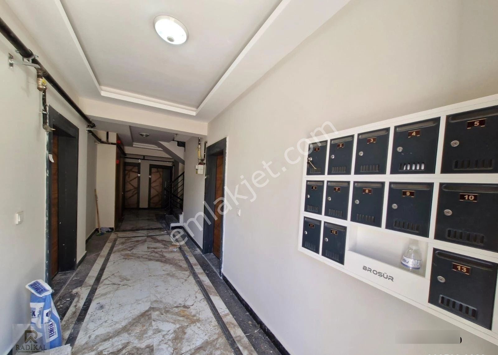 İncek Mahallesi Vakıflar Caddesinde Ara Katta Kiralık 1+1 Sıfır Suit Daire..... - Görsel 29