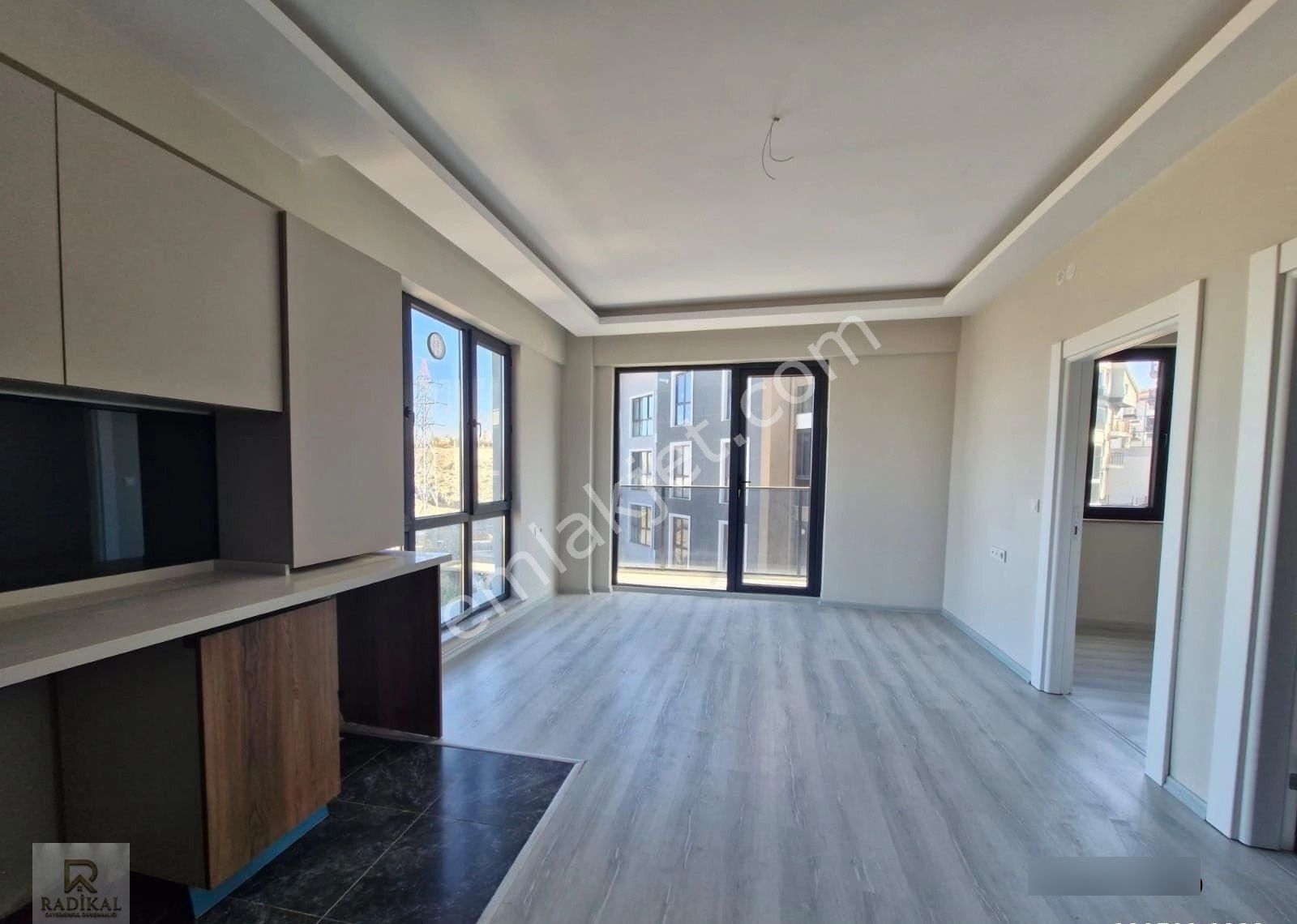 İncek Mahallesi Vakıflar Caddesinde Ara Katta Kiralık 1+1 Sıfır Suit Daire..... - Görsel 31