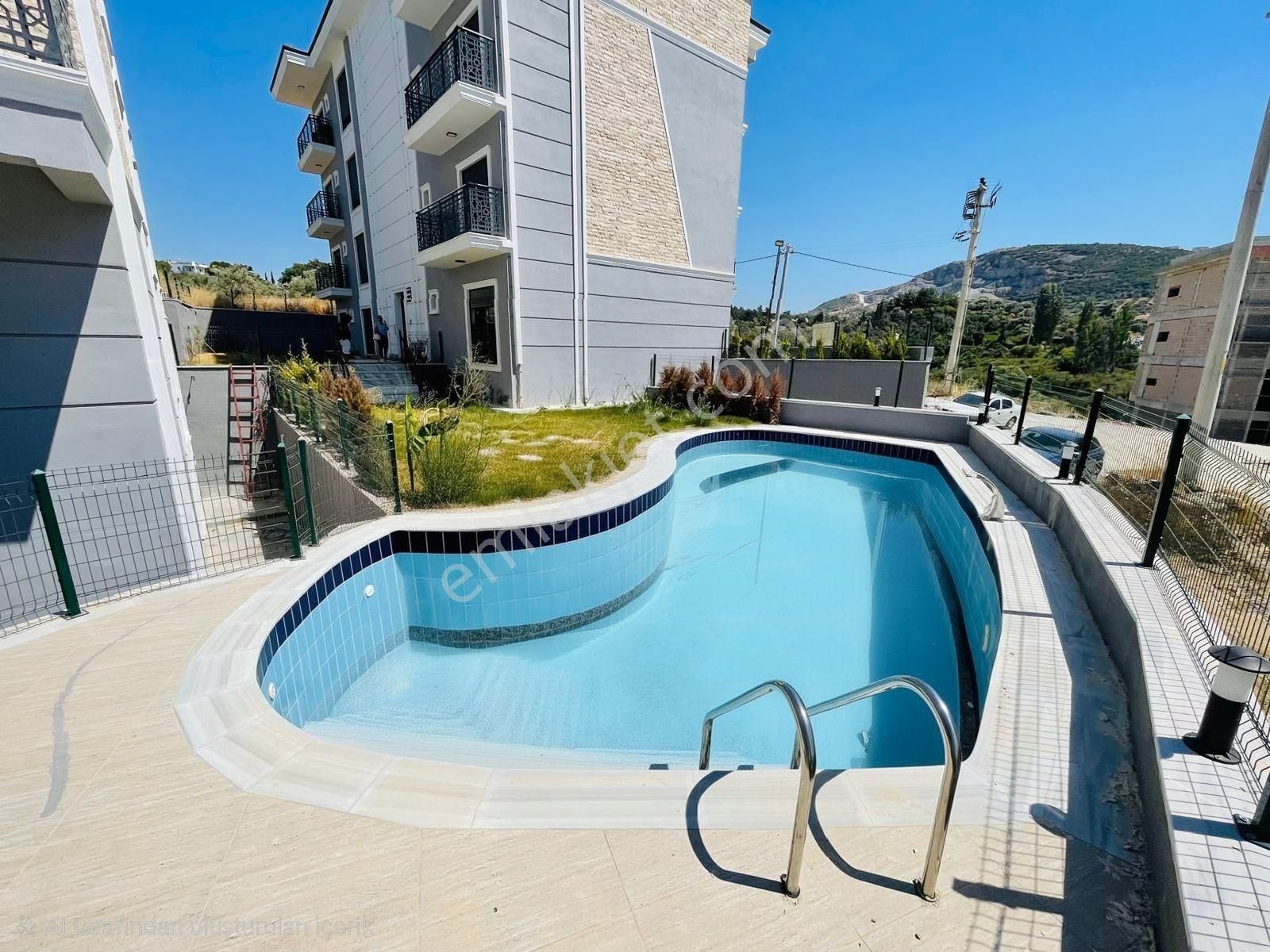 Kuşadası Merkezde Arakat Havuzlu Doğalgazlı Asansörlü 2+1 90m2 Daire - Görsel 28