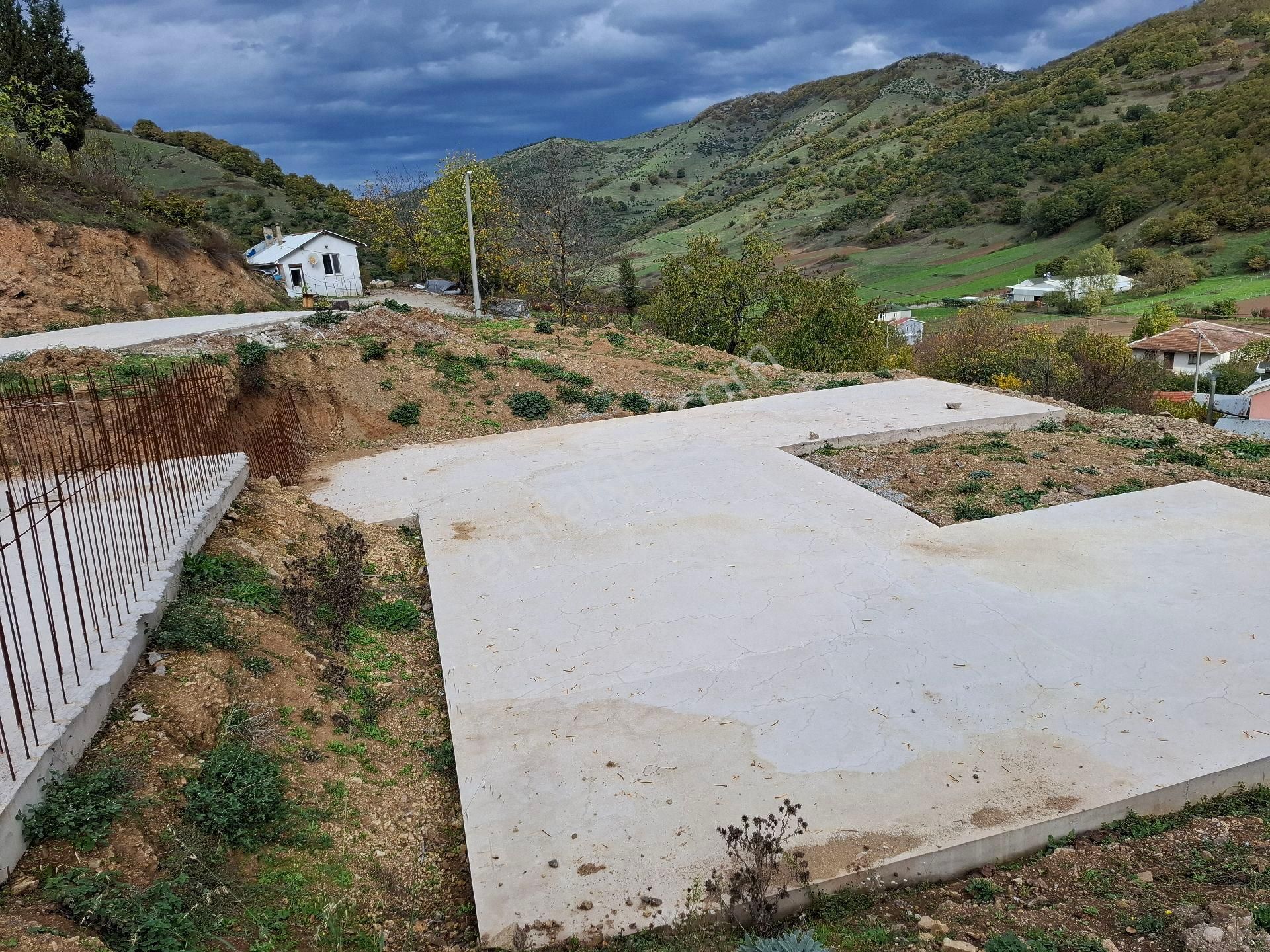 İznik Güven Emlaktan Satılık İmarlı Arsa - Görsel 6