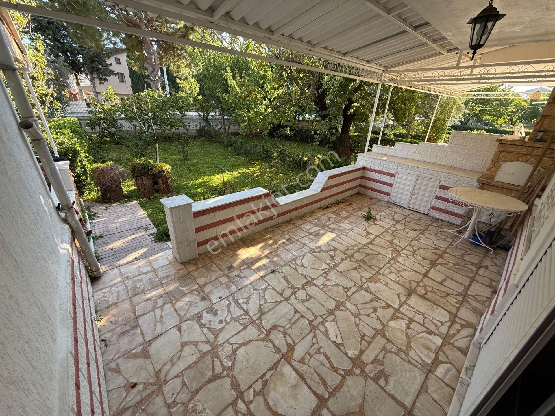 İzmir Dikili Salihleraltı Denize Yakın Satılık Havuzlu Yazlık - Görsel 16