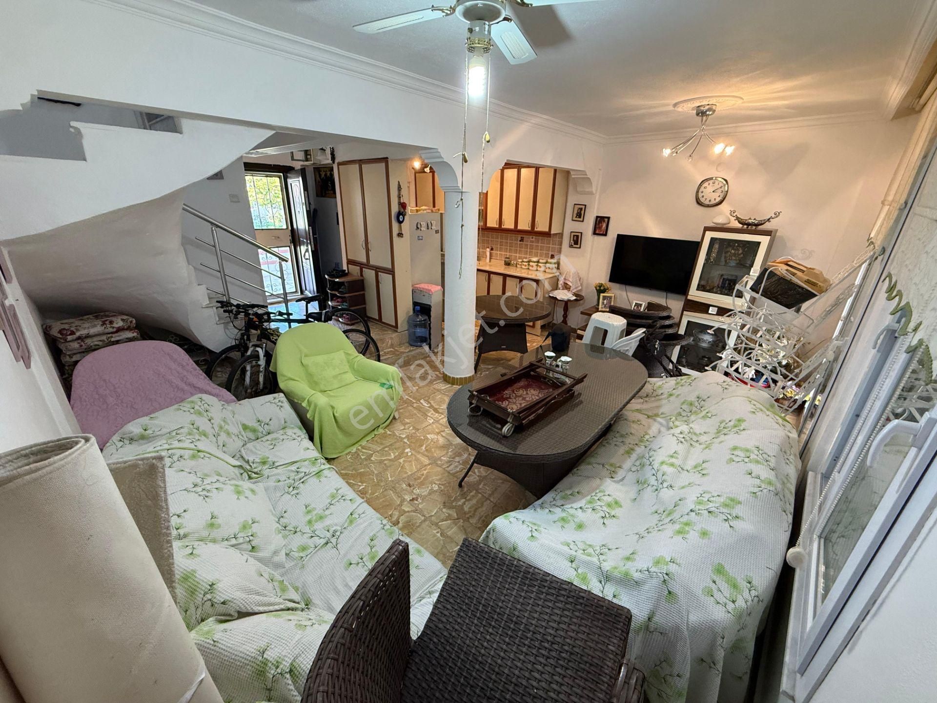 İzmir Dikili Salihleraltı Denize Yakın Satılık Havuzlu Yazlık - Görsel 18