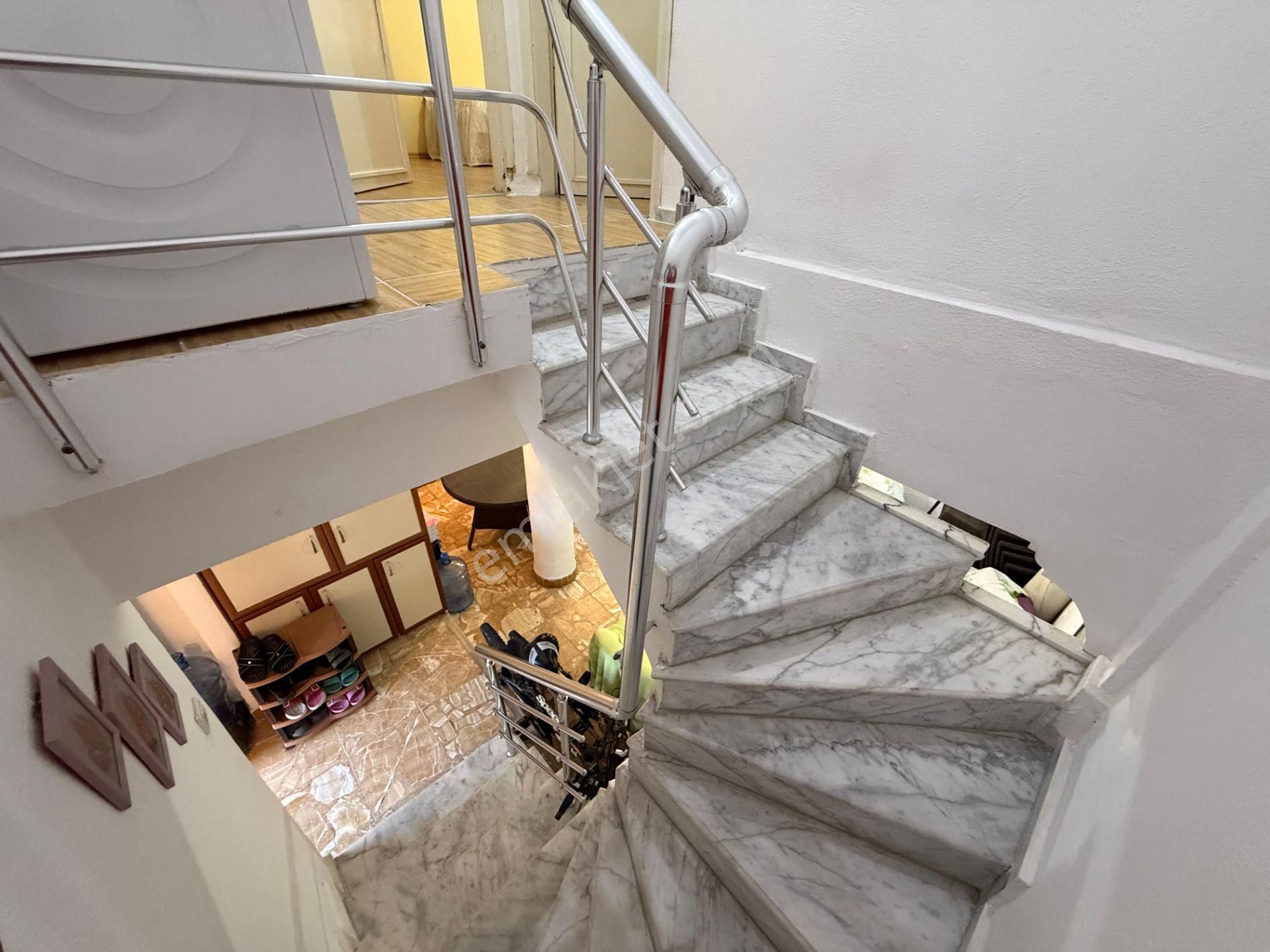 İzmir Dikili Salihleraltı Denize Yakın Satılık Havuzlu Yazlık - Görsel 12