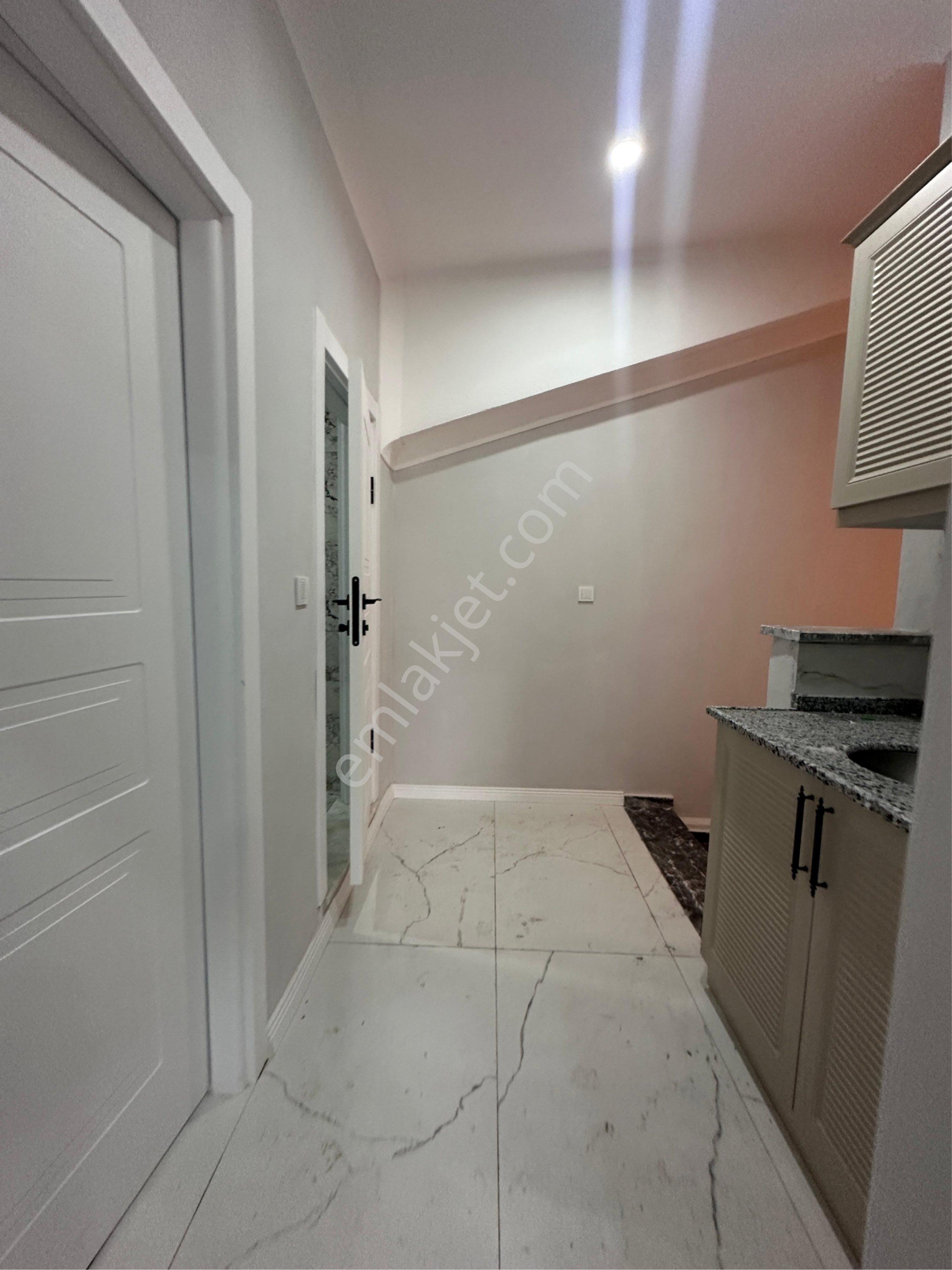 Üstüner Gayrimenkulden Fırsat 4+1 Villa!! - Görsel 12
