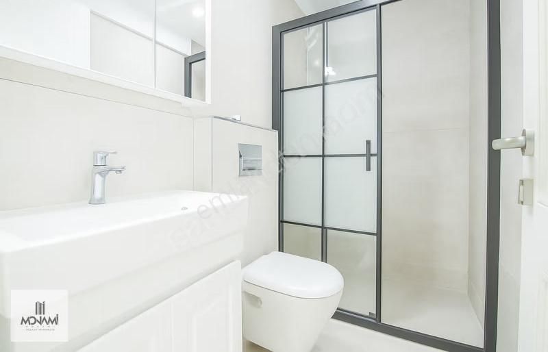 Sahile 100mt Merkezde 5+1 230m2 Teraslı Doğalgazlı Otoparklı - Görsel 5