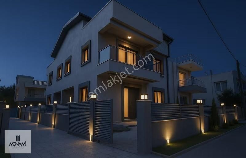 Sahile 100mt Merkezde 5+1 230m2 Teraslı Doğalgazlı Otoparklı - Görsel 1