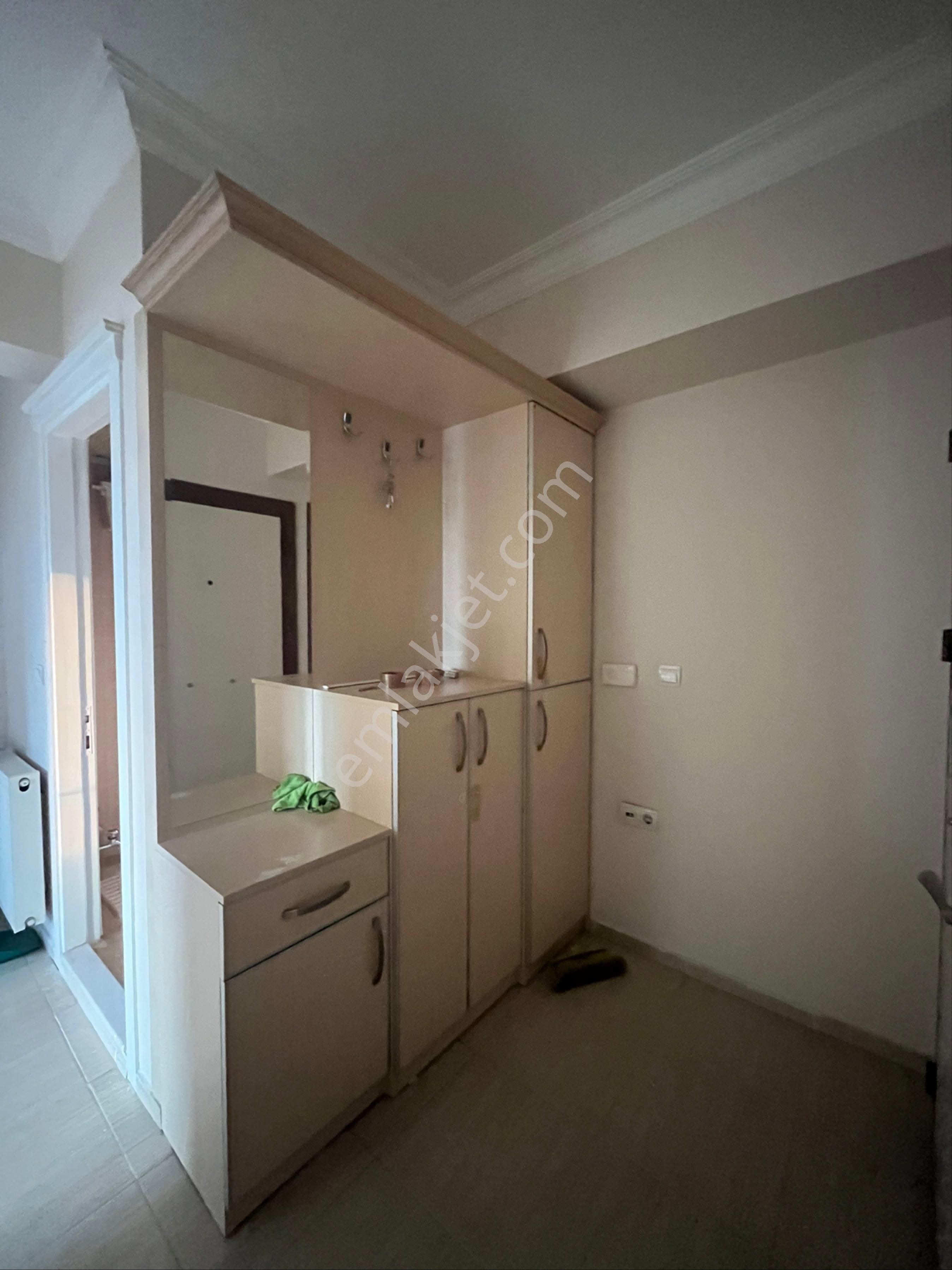 İzmir Buca Göksu Mah Palan Pırojeli 2+1 Cadde Üzeri Daire - Görsel 9