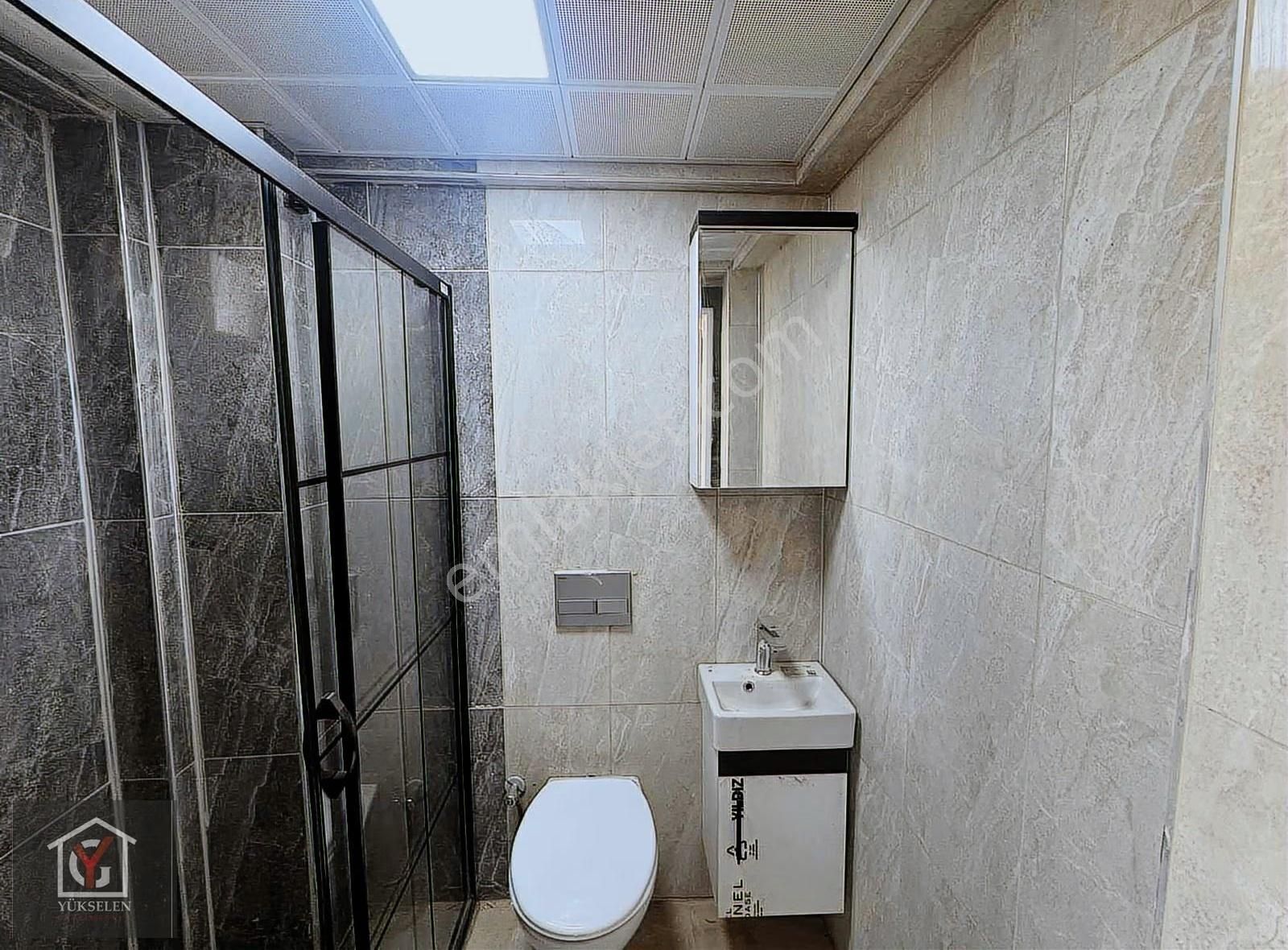 Yükselenden Yedieylülde Uygun Lüks 3+1 150m2 Daire