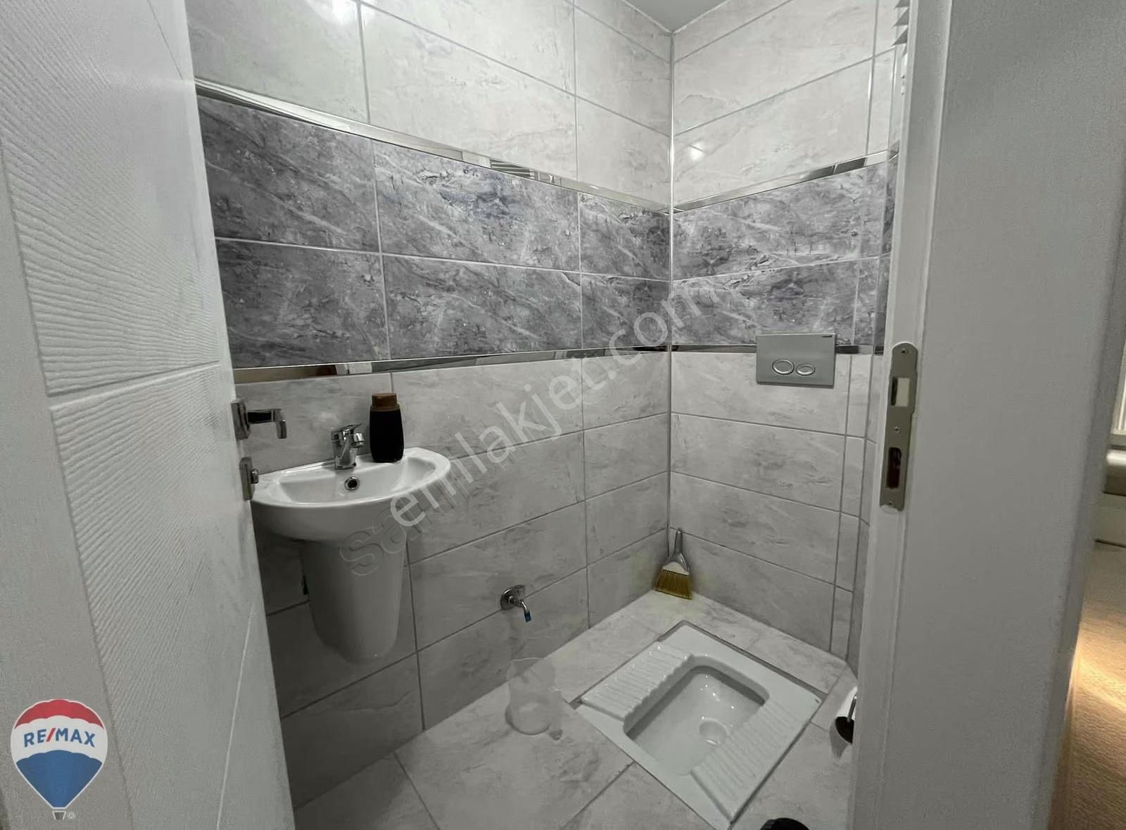Remax Mavi'den Arifiye Fatih Mah'de Kiralık 3+1 Daire - Görsel 20