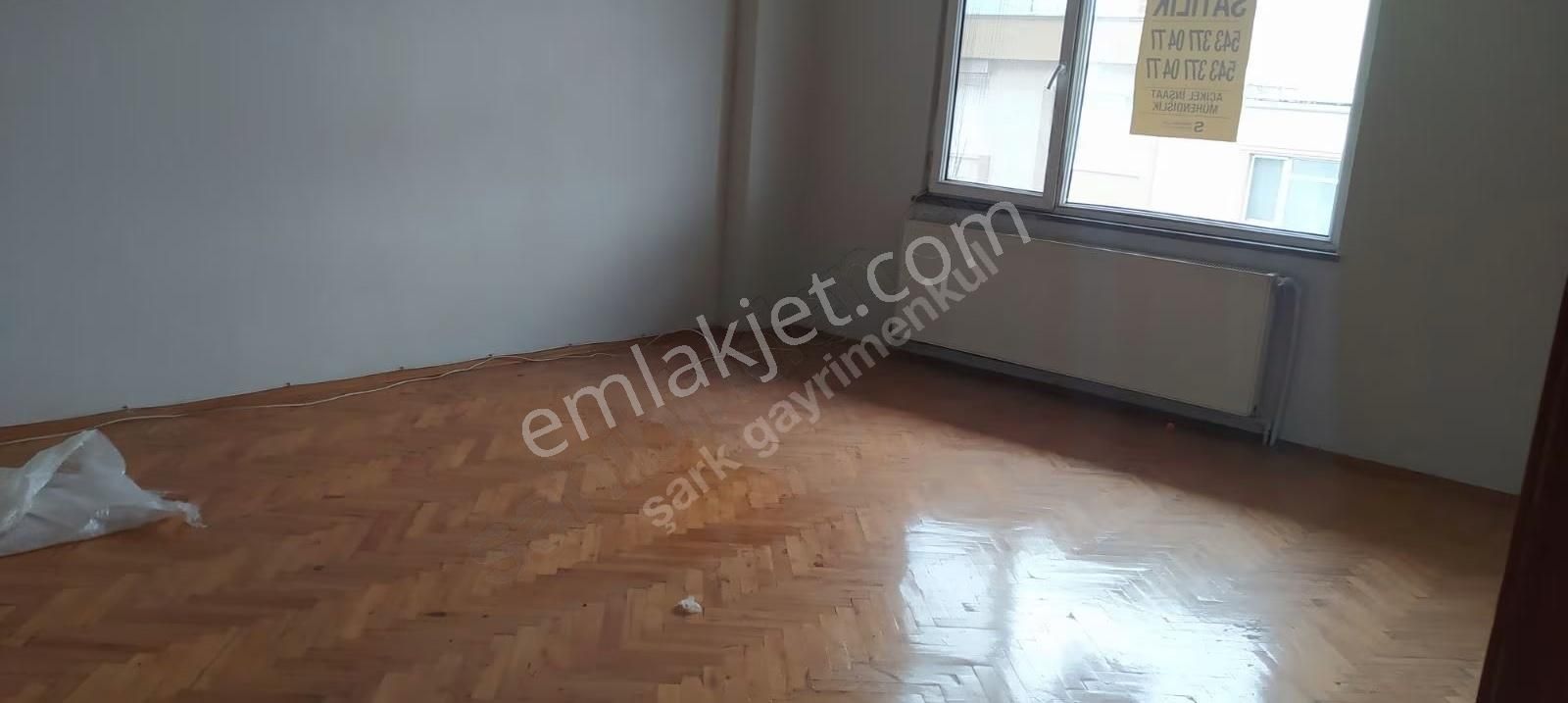 Rüstempaşa Mahallesi'nde 3+1 Geniş Daire - Görsel 5