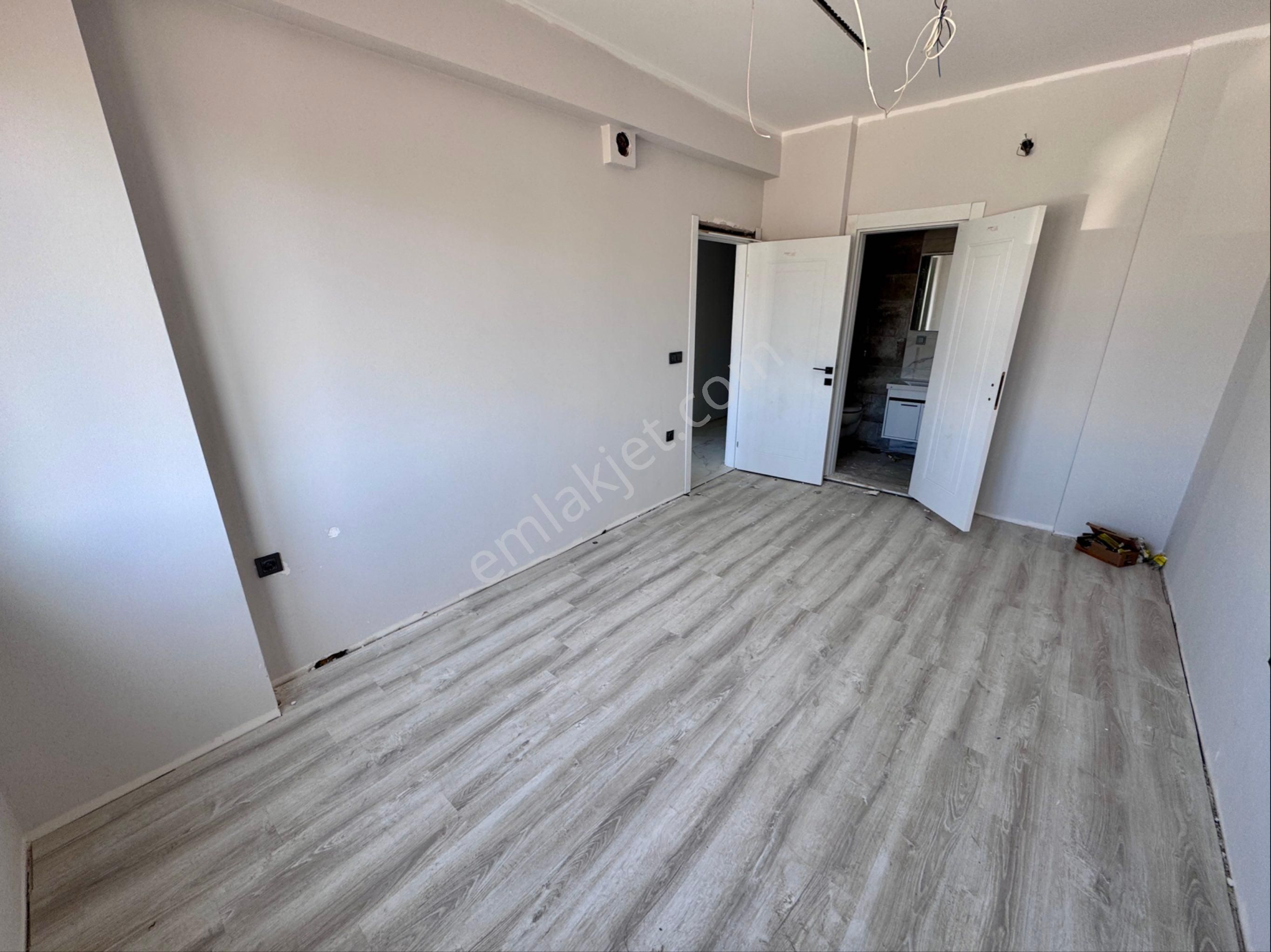 Söke Yenicamii De Yeni Yaşam Sitesinde Satılık Sıfır 3+1 Daire - Görsel 10