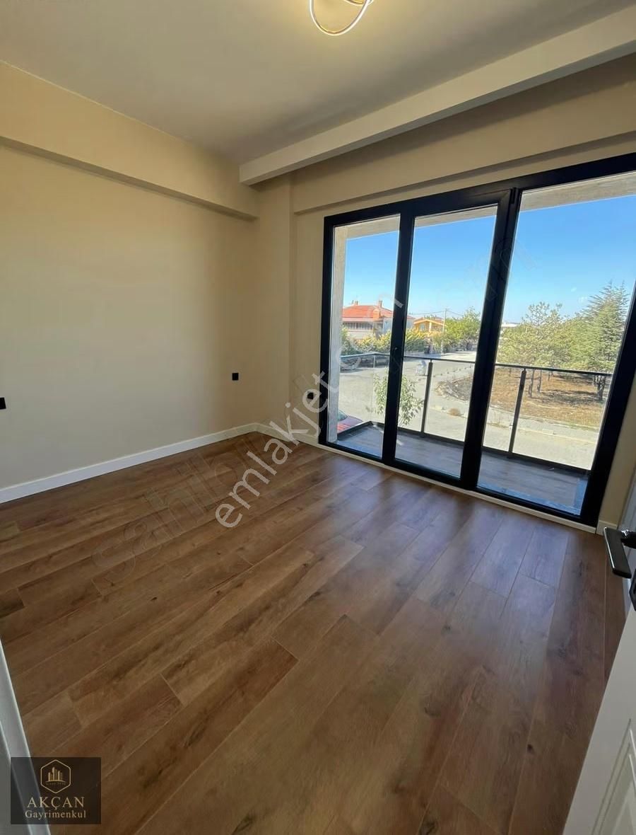 Akçan'dan Önerlerde Kış Bahçeli, Ebeveyn Banyolu Şık Villa - Görsel 19
