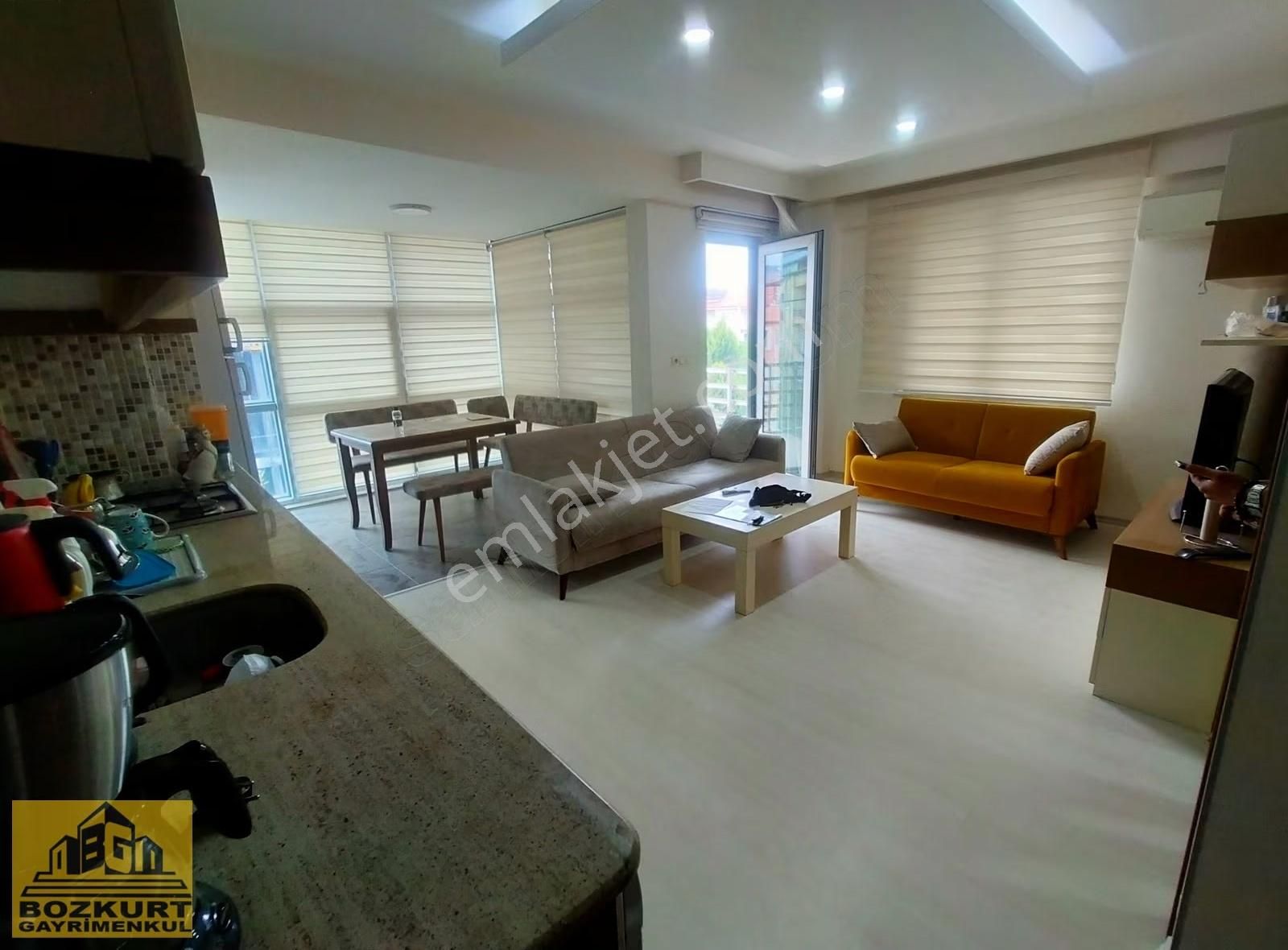 Kınıklıda Üniversite Yakını 110m2 3+1 10 Yaşında Rezidans Daire - Görsel 5