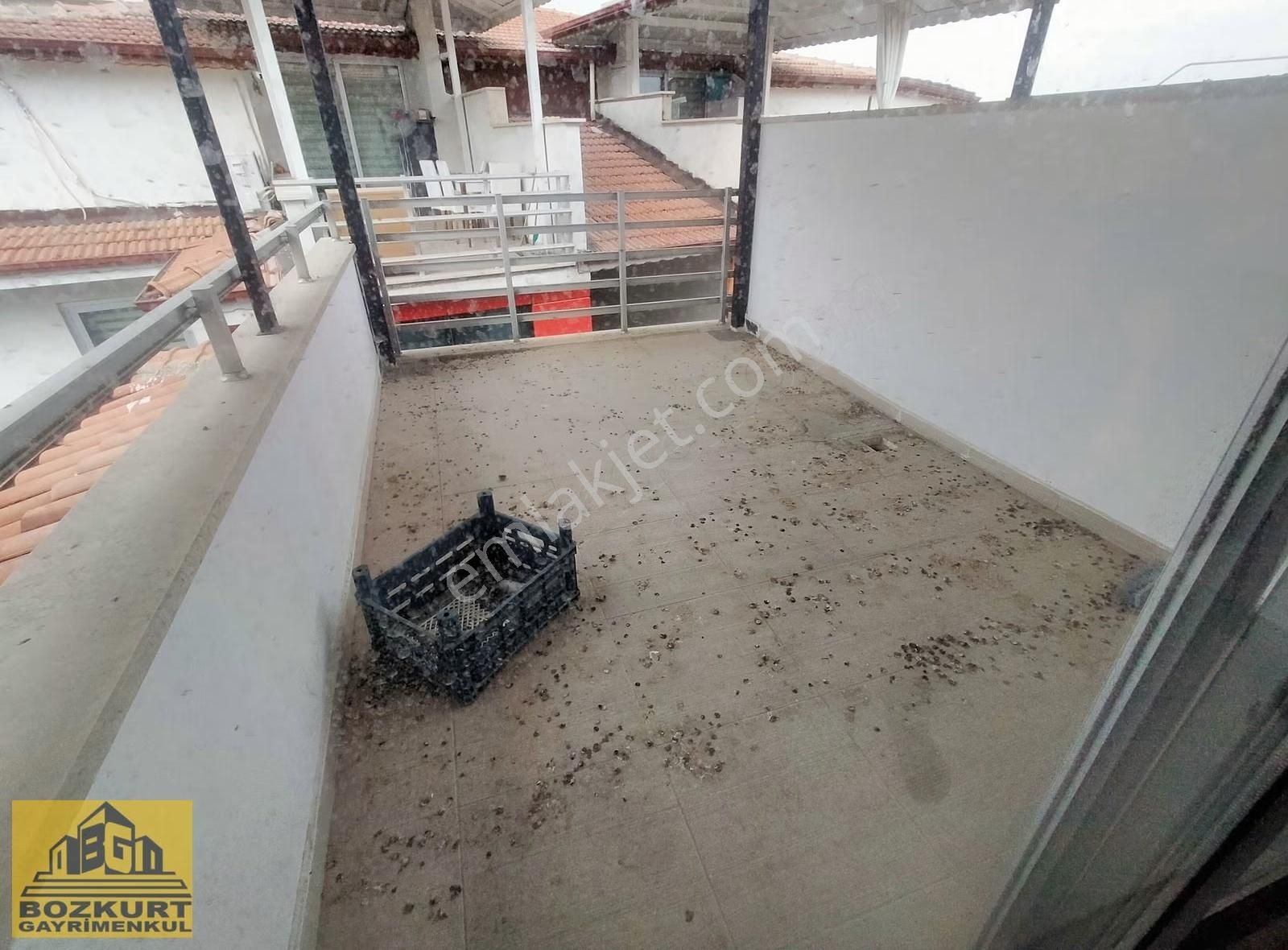 Kınıklıda Üniversite Yakını 110m2 3+1 10 Yaşında Rezidans Daire - Görsel 12